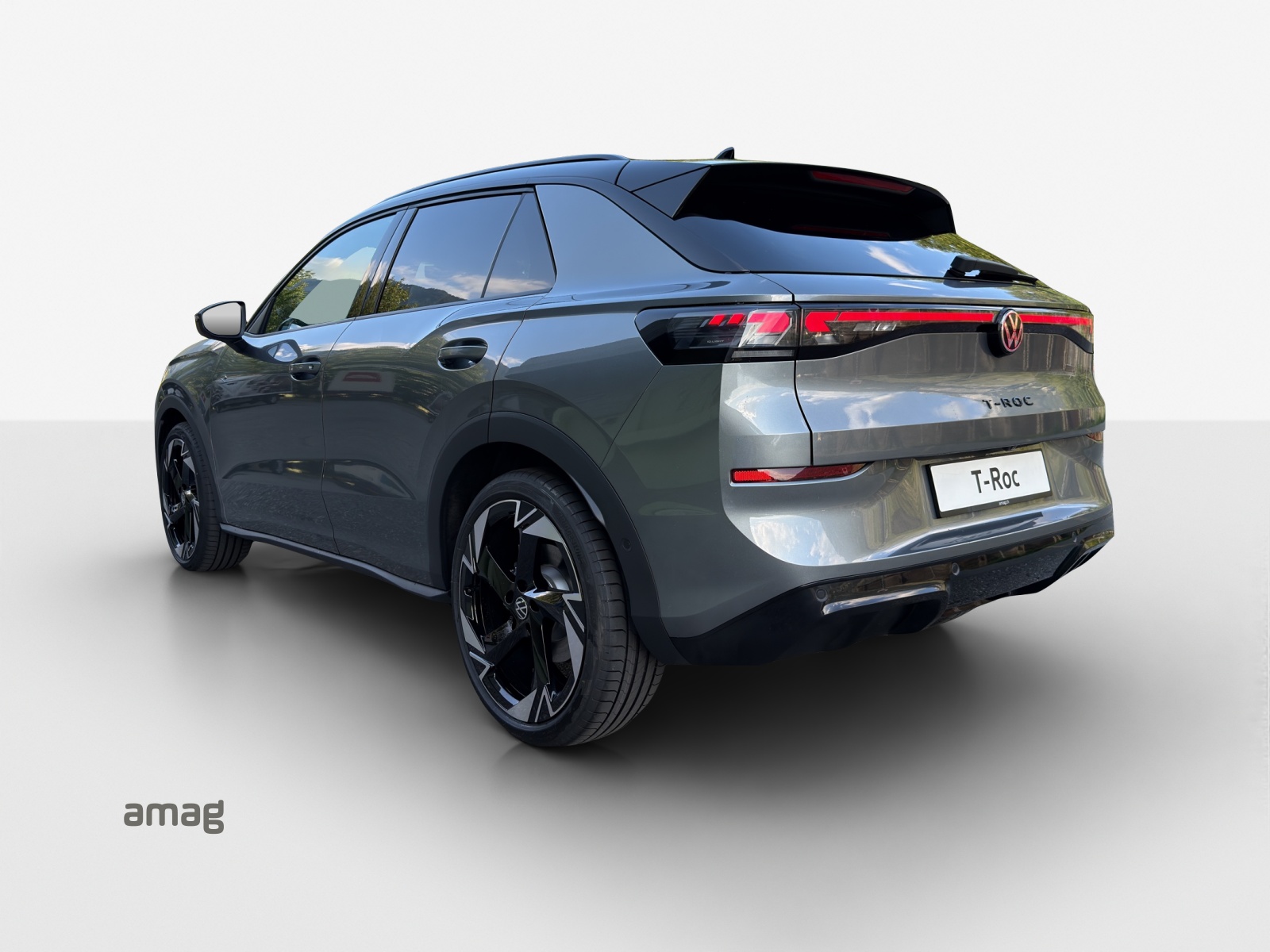 VW T-Roc 1.5 eTSI mHEV R-Line DSG-image-2