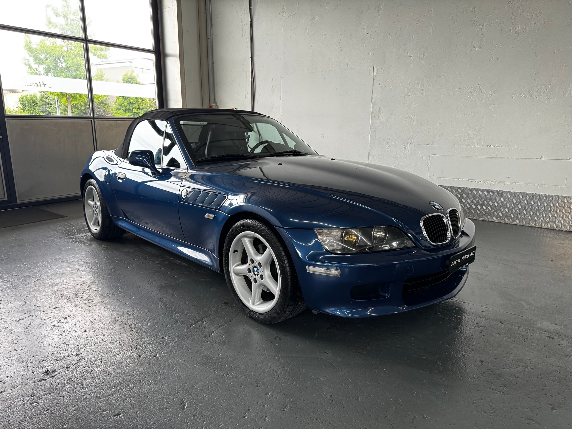 BMW Z3 2.0i Roadster-image-2