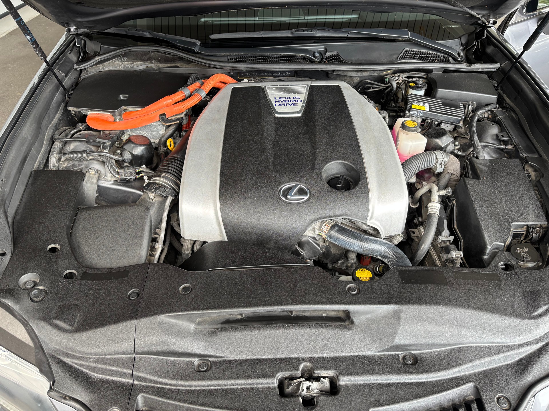 LEXUS GS 450h F-Sport Automatic-image-14