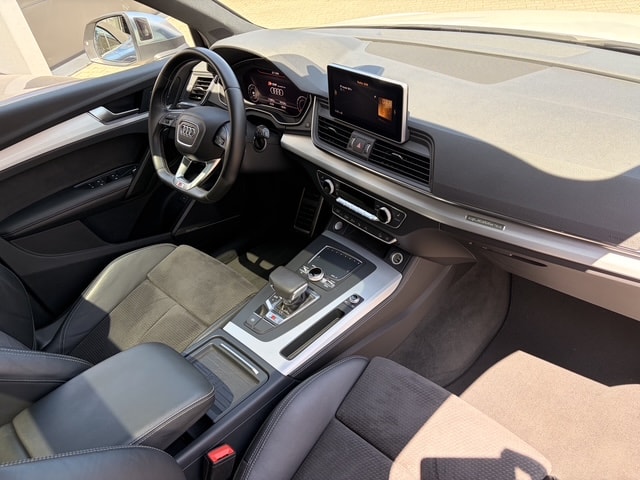 AUDI SQ5 3.0 TFSI quattro S-tronic-image-3
