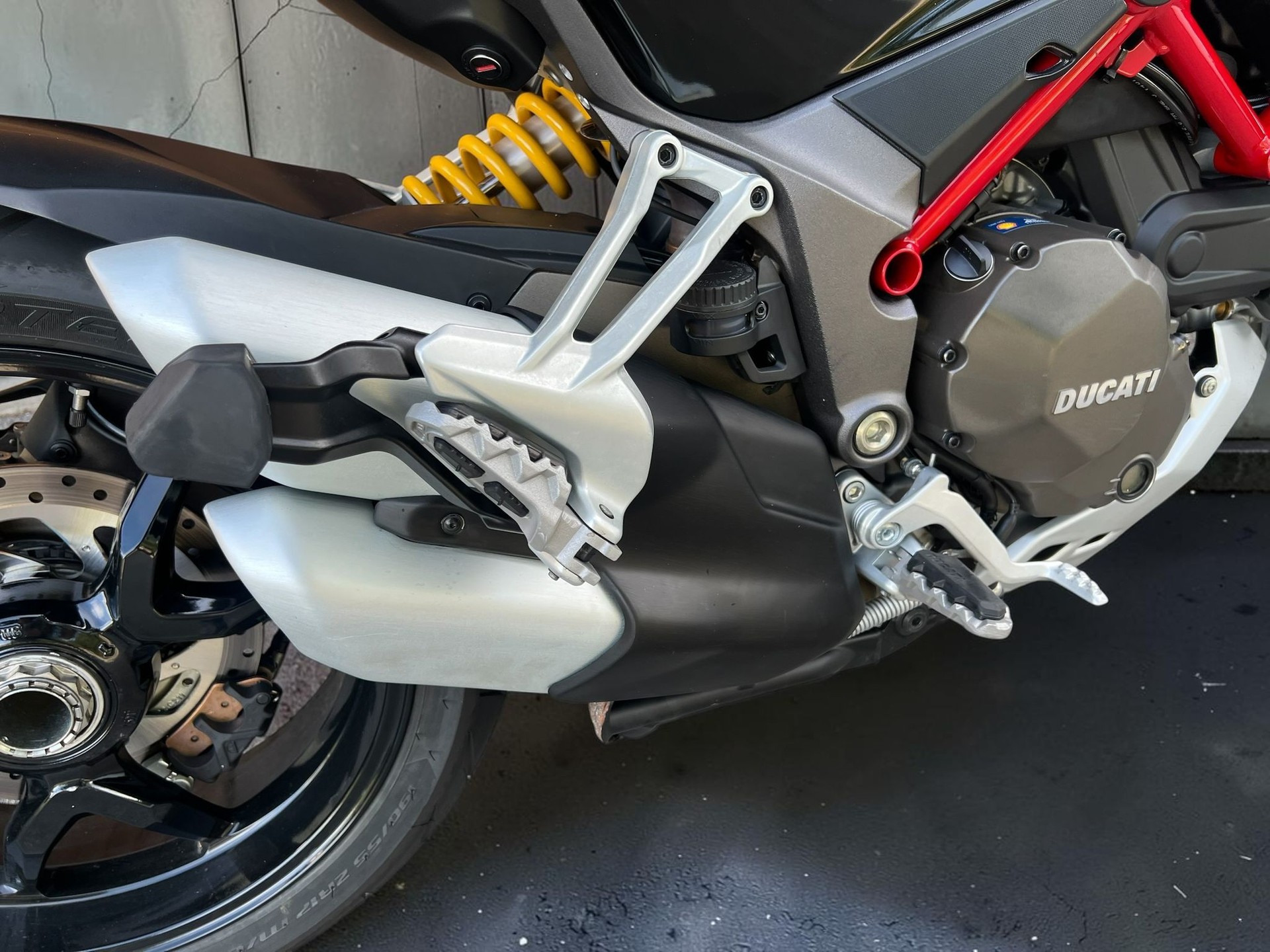 DUCATI Multistrada 1200 Pikes Peak-image-6