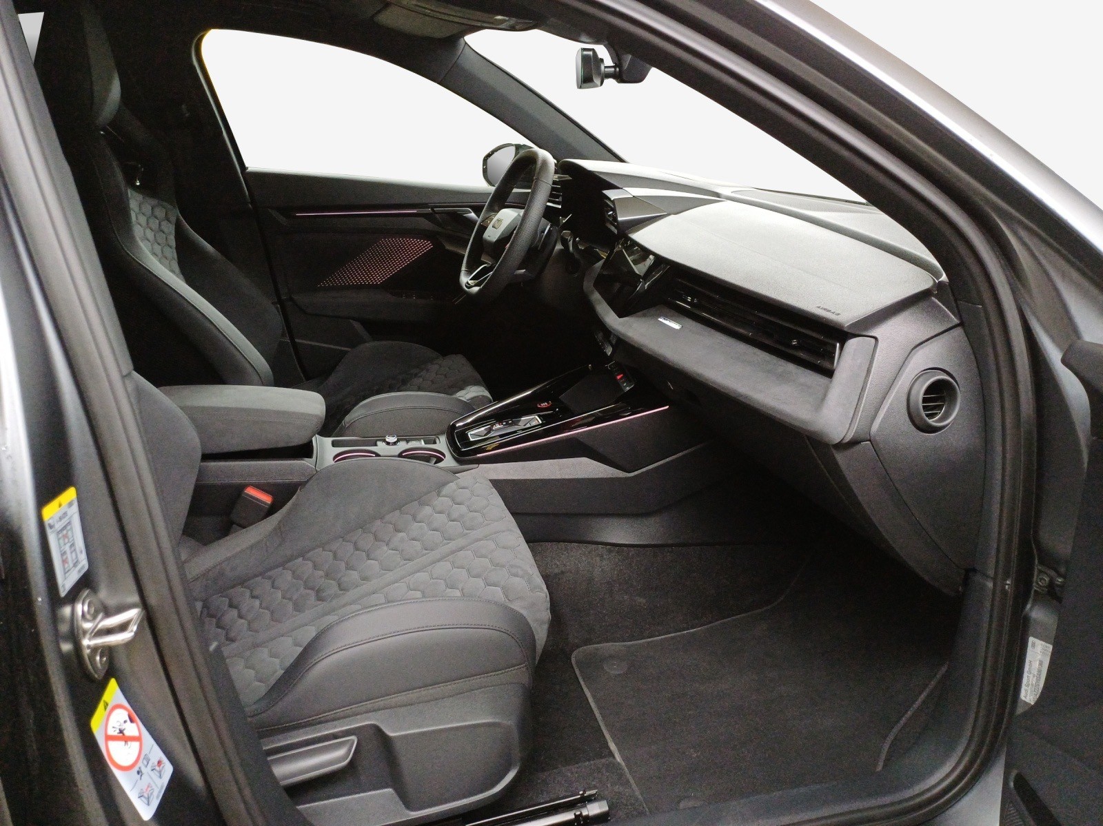 AUDI 2.5 TFSI quattro S-Tronic-image-4