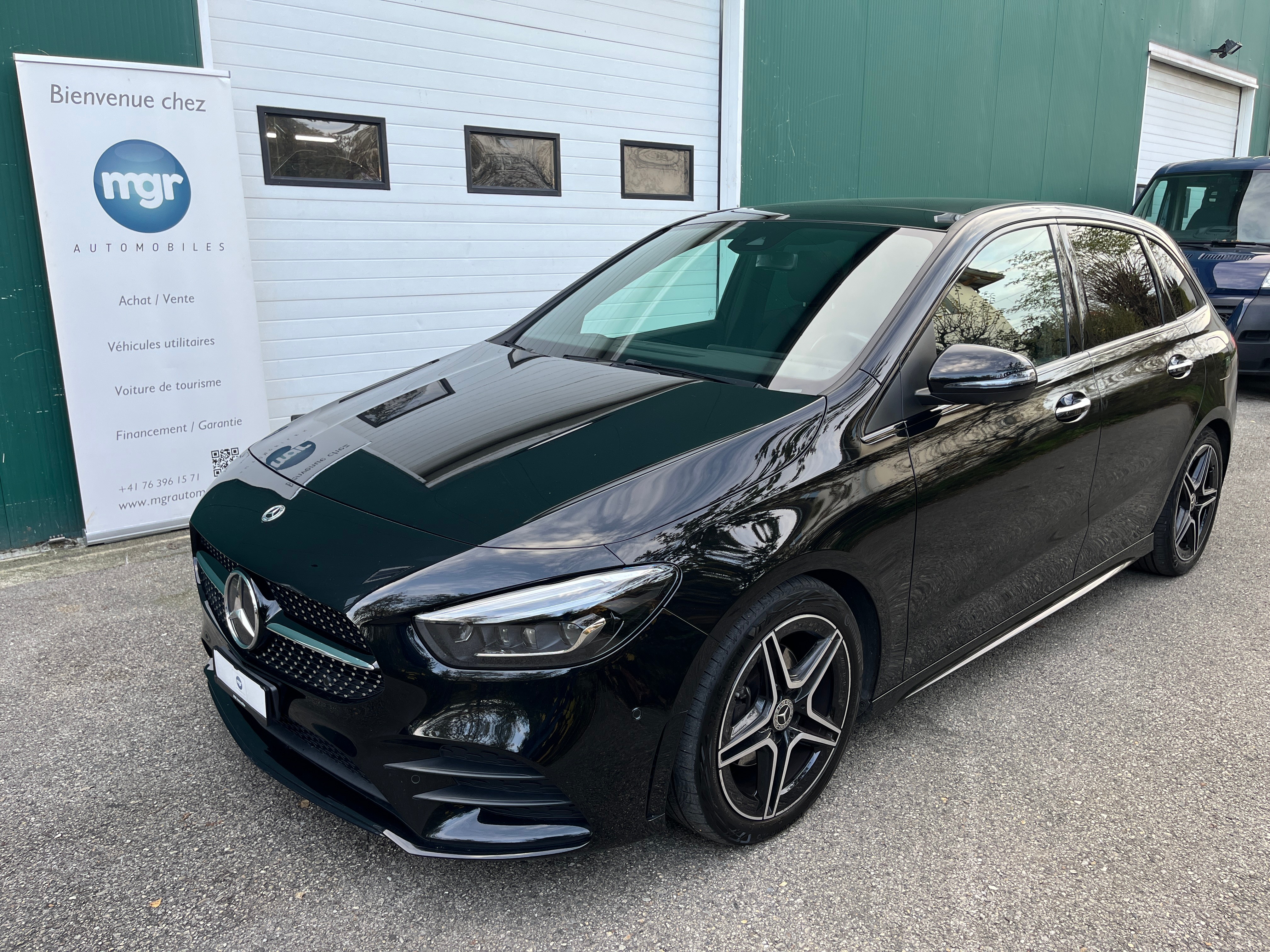 Car photo