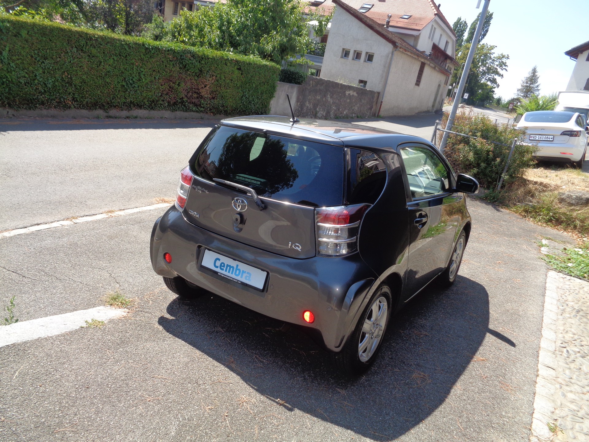 TOYOTA iQ 1.0 VVT-i Linea Luna Multidrive-image-4