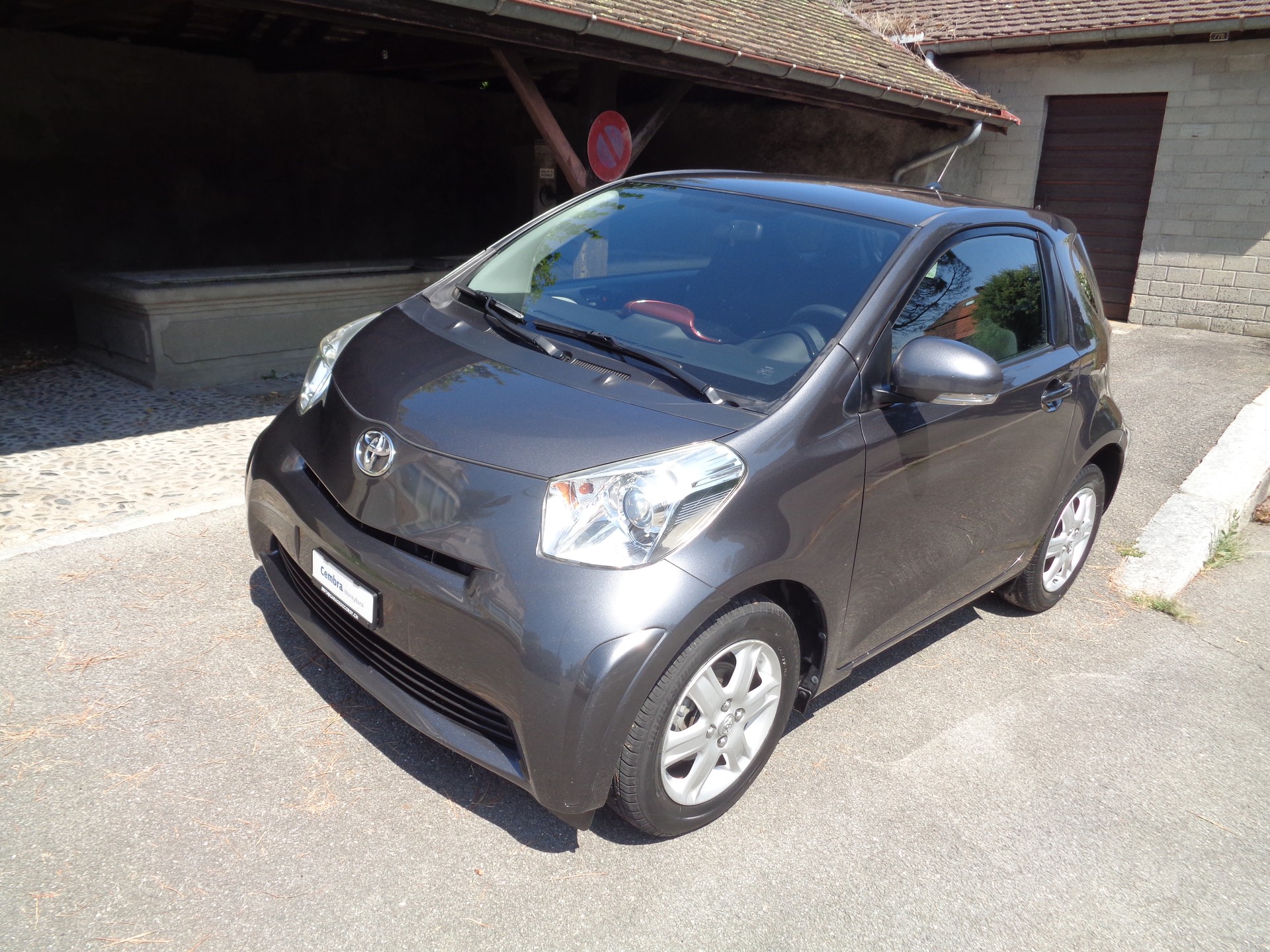 TOYOTA iQ 1.0 VVT-i Linea Luna Multidrive-image-2