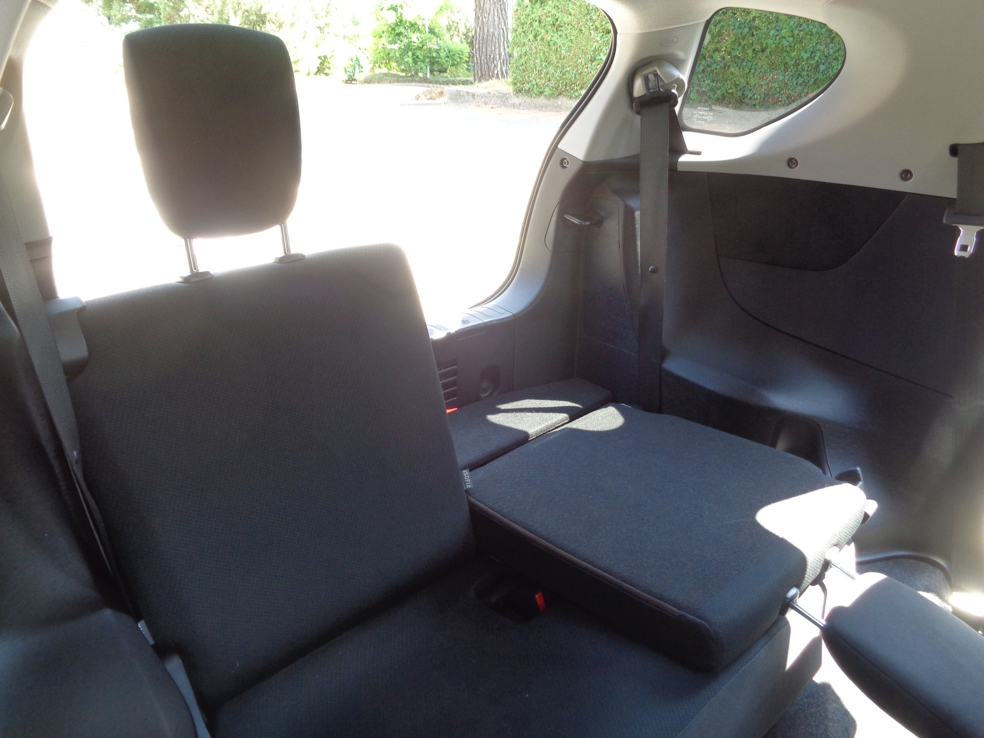 TOYOTA iQ 1.0 VVT-i Linea Luna Multidrive-image-13