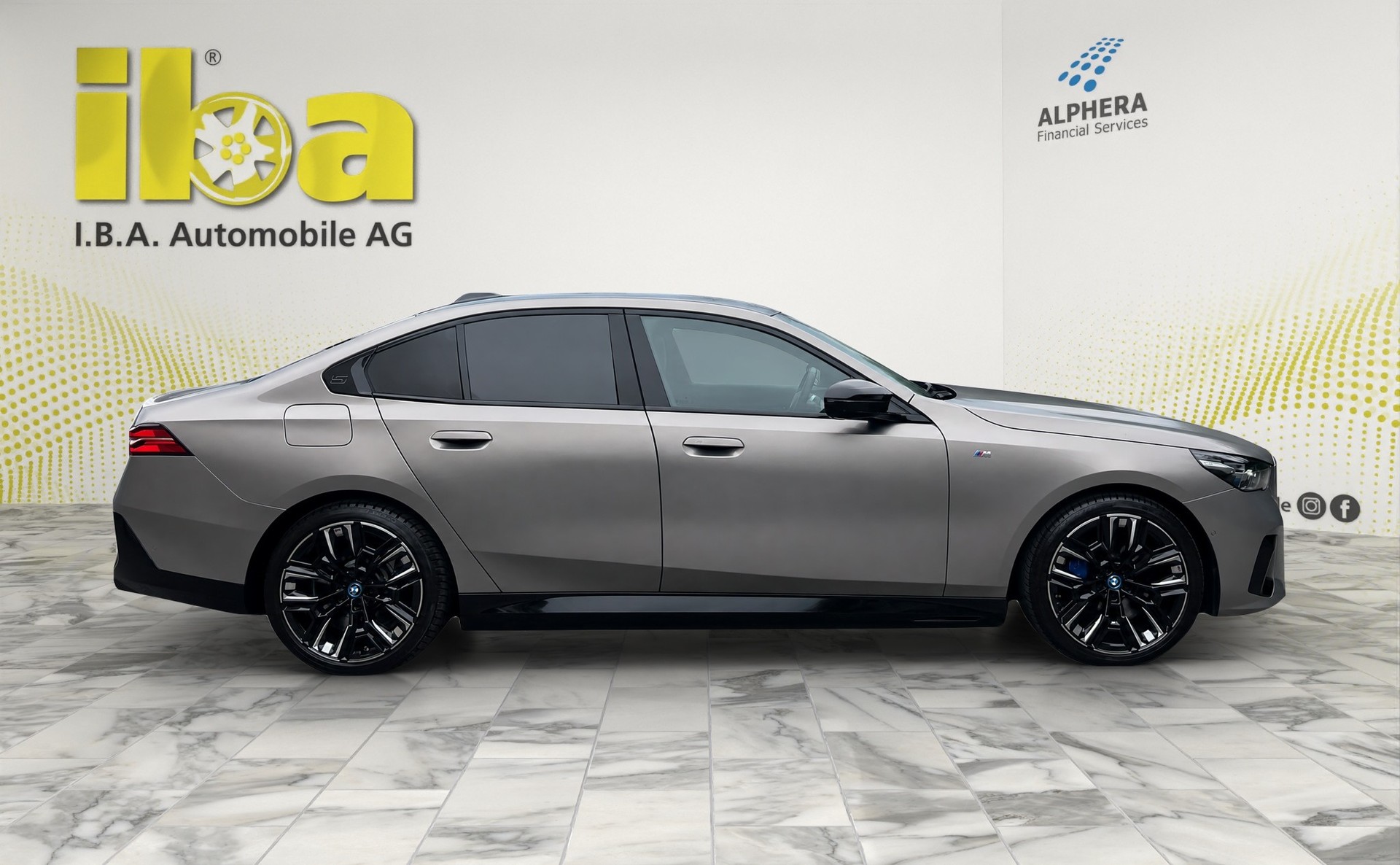 BMW i5 M60 xDrive (CH) LP: Fr. 150'670! AHK / Innovationspaket / Travel Paket / Comfort Paket-image-5