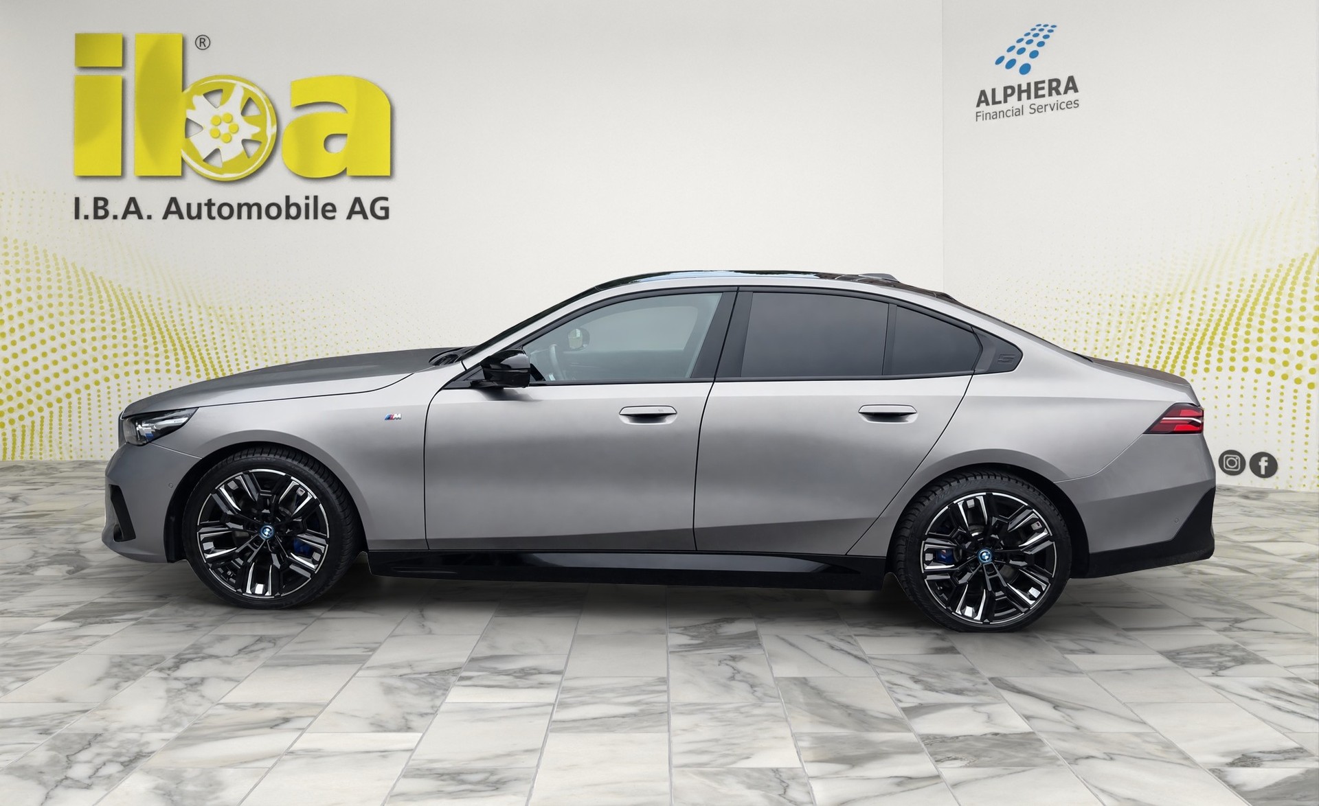 BMW i5 M60 xDrive (CH) LP: Fr. 150'670! AHK / Innovationspaket / Travel Paket / Comfort Paket-showroom-element-1