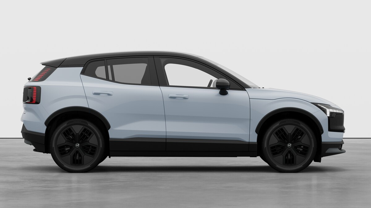 VOLVO EX30 CC P8 Plus AWD-image-3