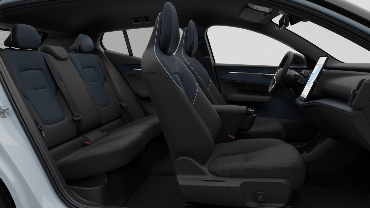 VOLVO EX30 CC P8 Plus AWD-image-13