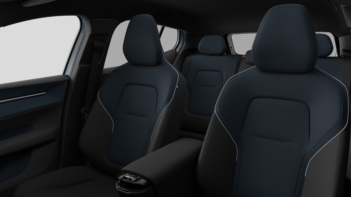 VOLVO EX30 CC P8 Plus AWD-image-10