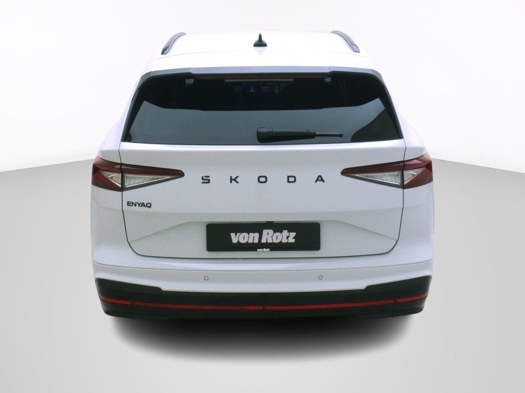 SKODA Enyaq iV RS-Lounge-image-2