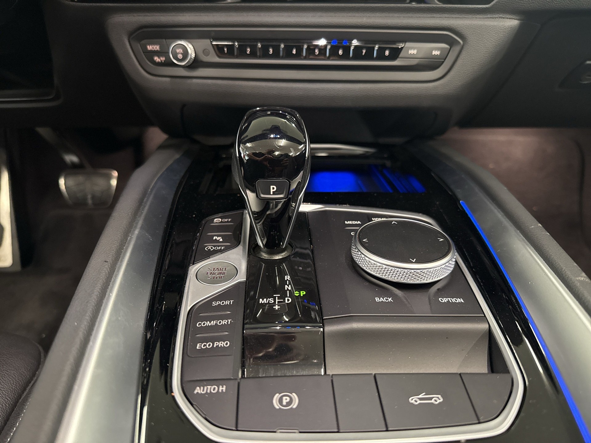 BMW Z4 sDrive 20i M Sport-image-12