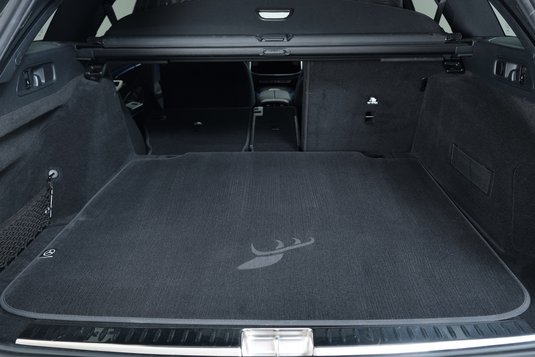 MERCEDES-BENZ E 200 T 9G-Tronic 4Matic-image-13