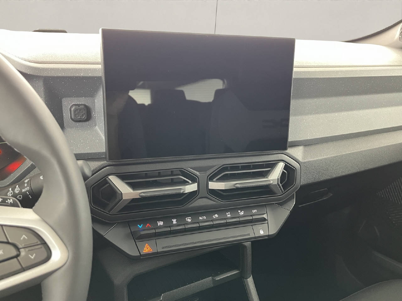 DACIA Duster 1.2 Hybrid Journey 4WD-image-11