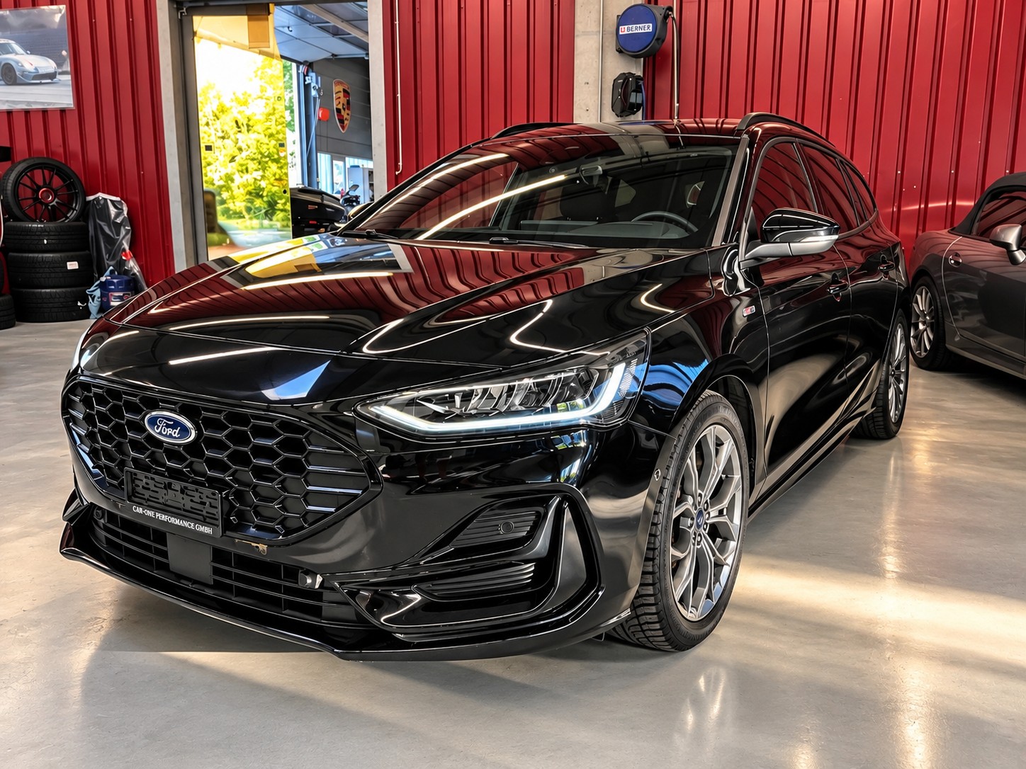 Car photo