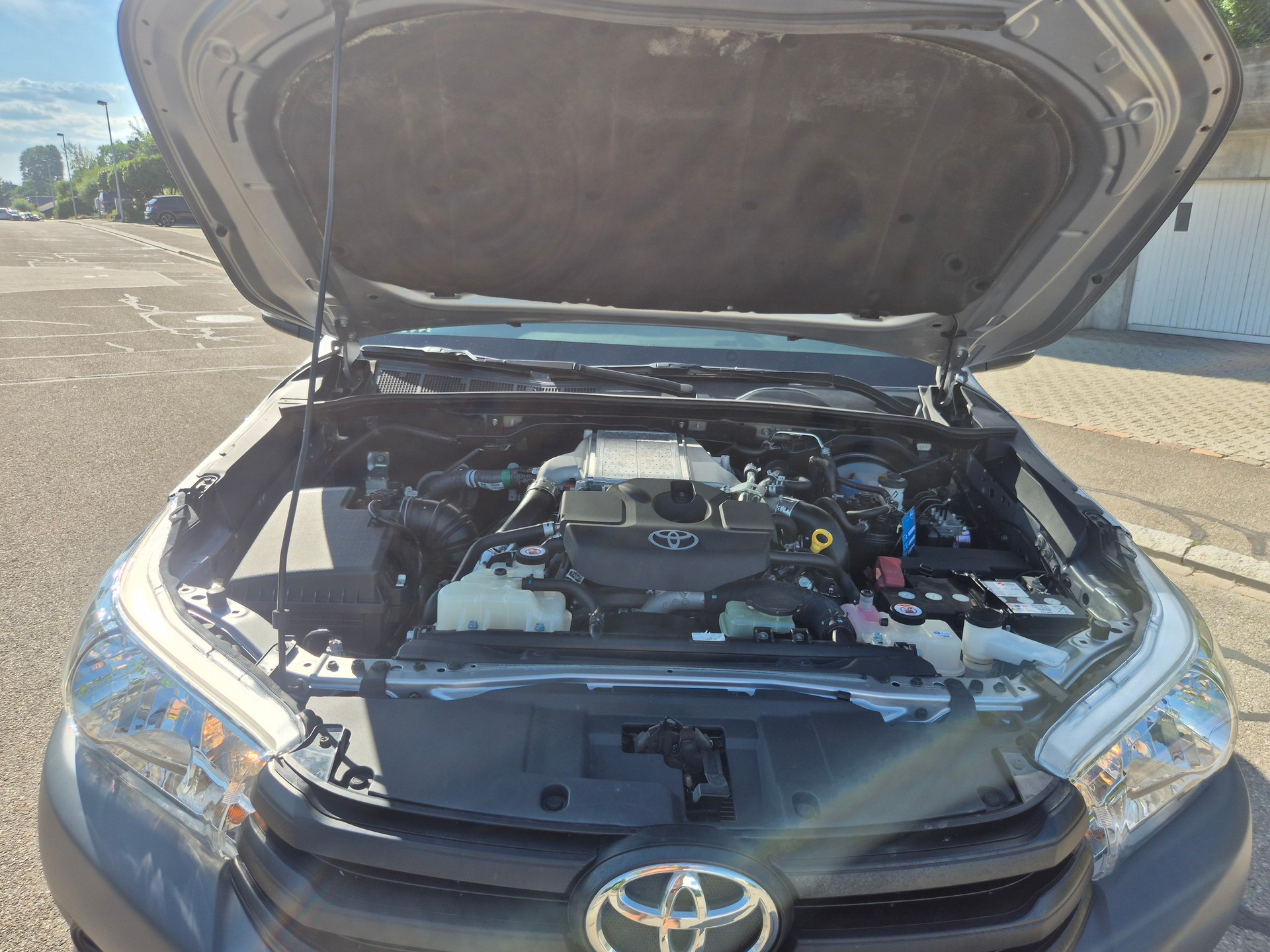 TOYOTA 2.4 D-4D Double Cab 4x4-image-4