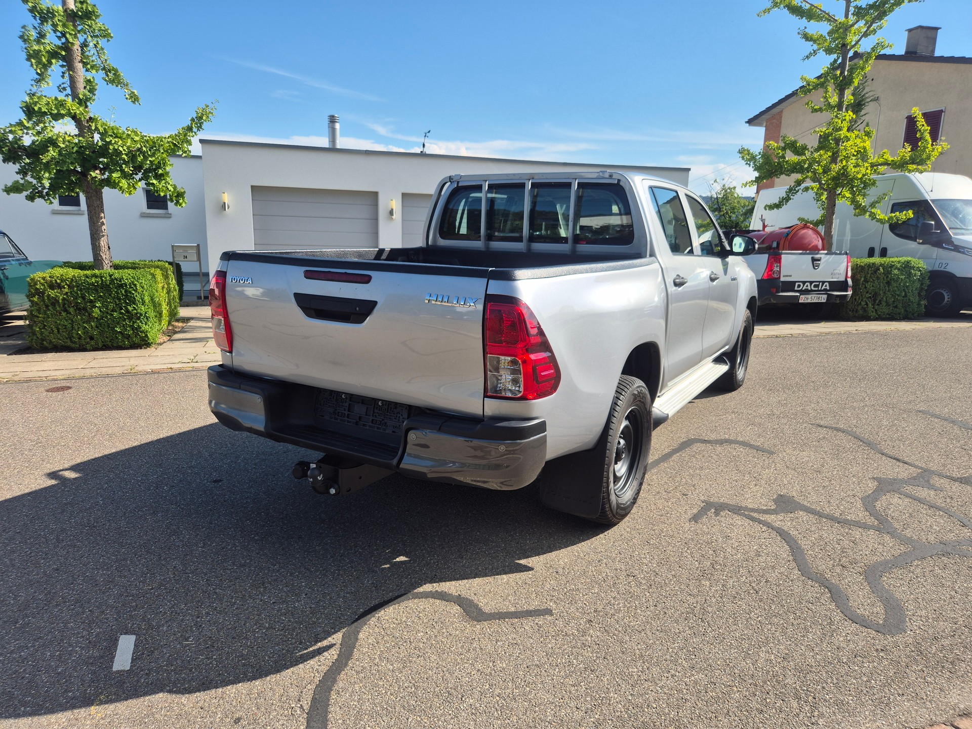TOYOTA 2.4 D-4D Double Cab 4x4-image-2
