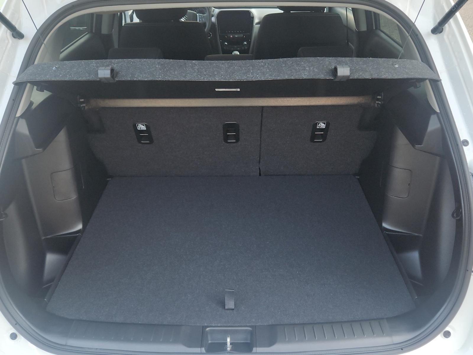 SUZUKI Vitara 1.4 T Sakura Hybrid 4x4-image-15