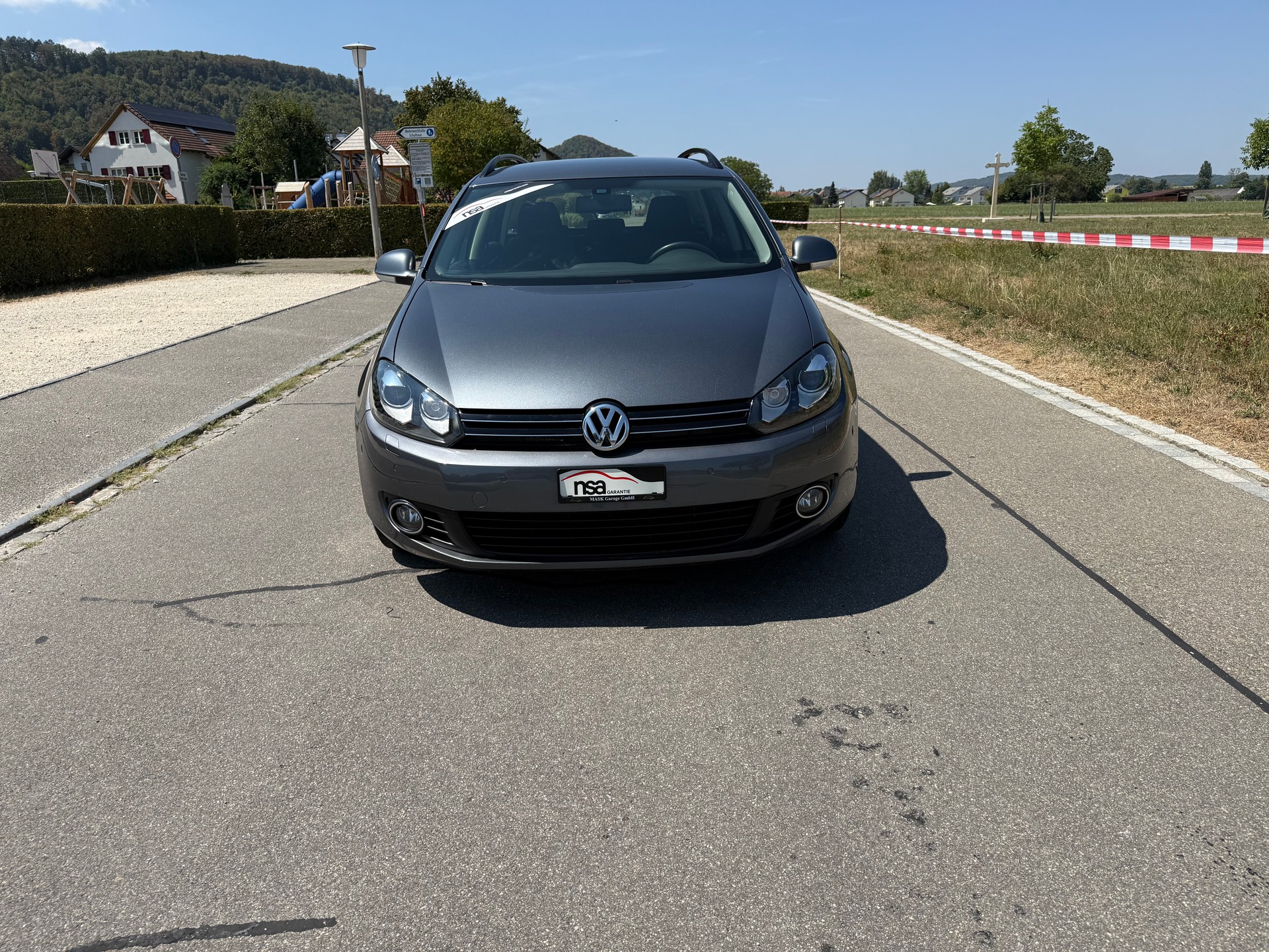 VW Golf Variant 1.6 TDI BMT Team DSG-image-0