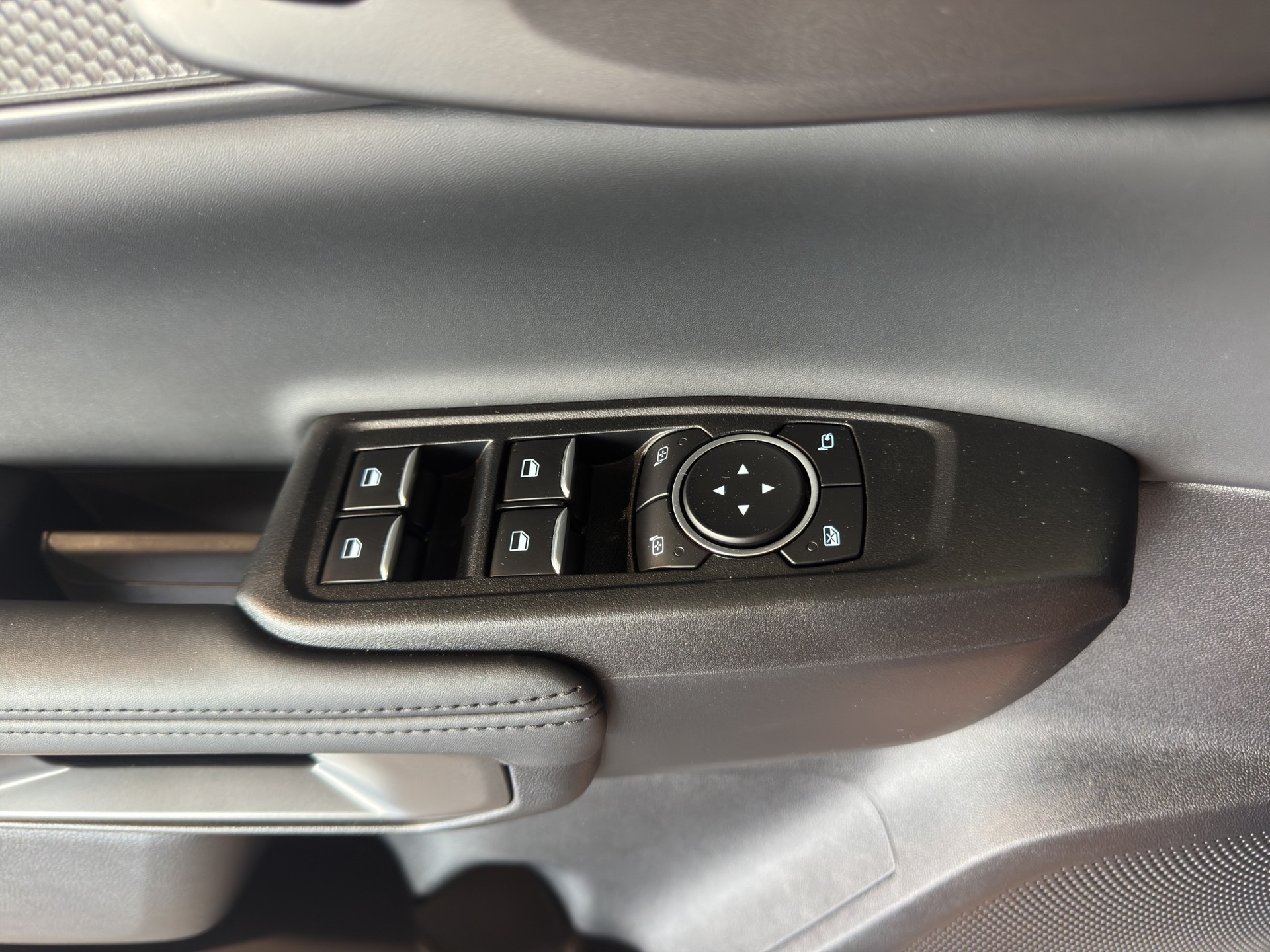FORD RANGER RAPTOR IV DOUBLE CABINE 2.0 ECOBLUE 210 CH S&S BVA10-image-11