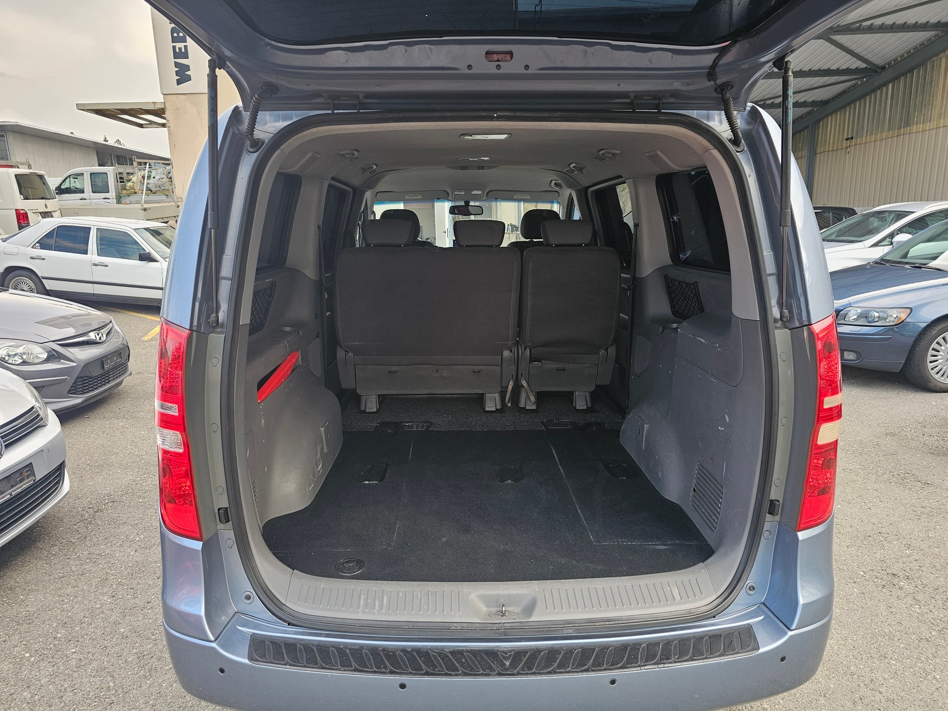 HYUNDAI H-1 CANYON People&Bike 2.5 CRDi-image-6