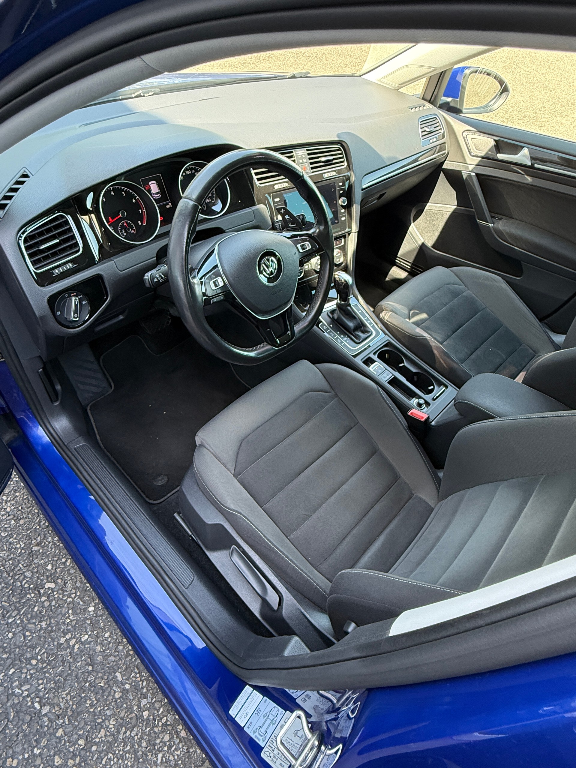 VW Golf Variant 1.4 TSI Allstar R-Line DSG-image-10