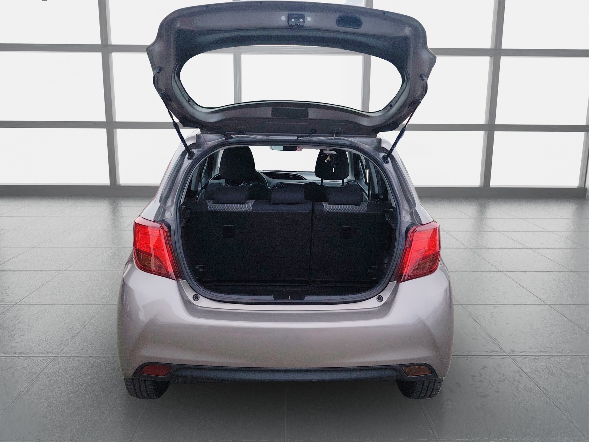 TOYOTA Yaris 1.5 VVT-i Hybrid Luna e-CVT-image-14