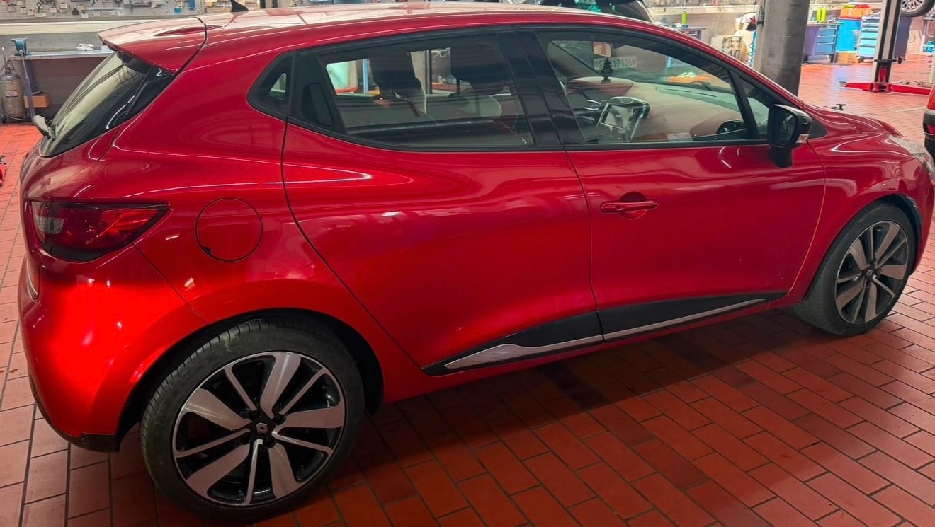 RENAULT Clio 1.2 16V T Swiss Edition EDC-image-1