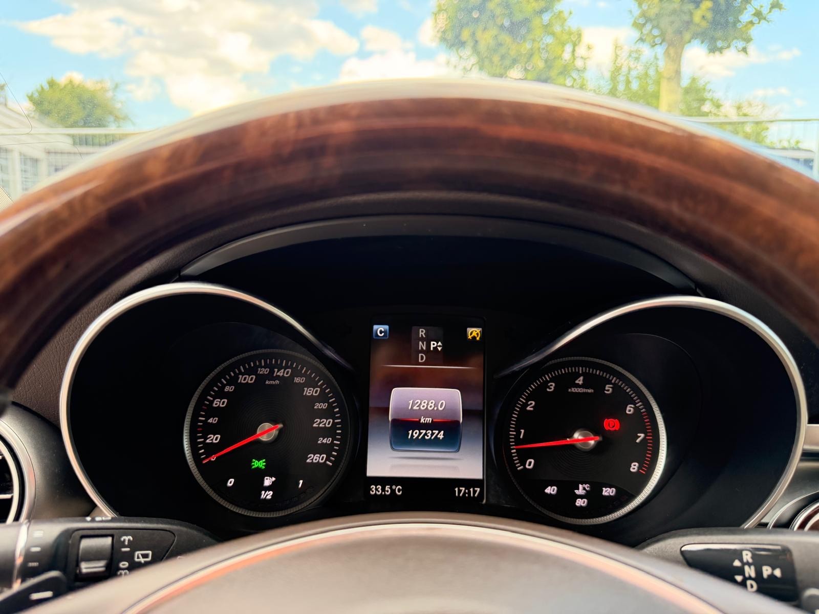MERCEDES-BENZ C 400 Avantgarde 4Matic 7G-Tronic-image-15