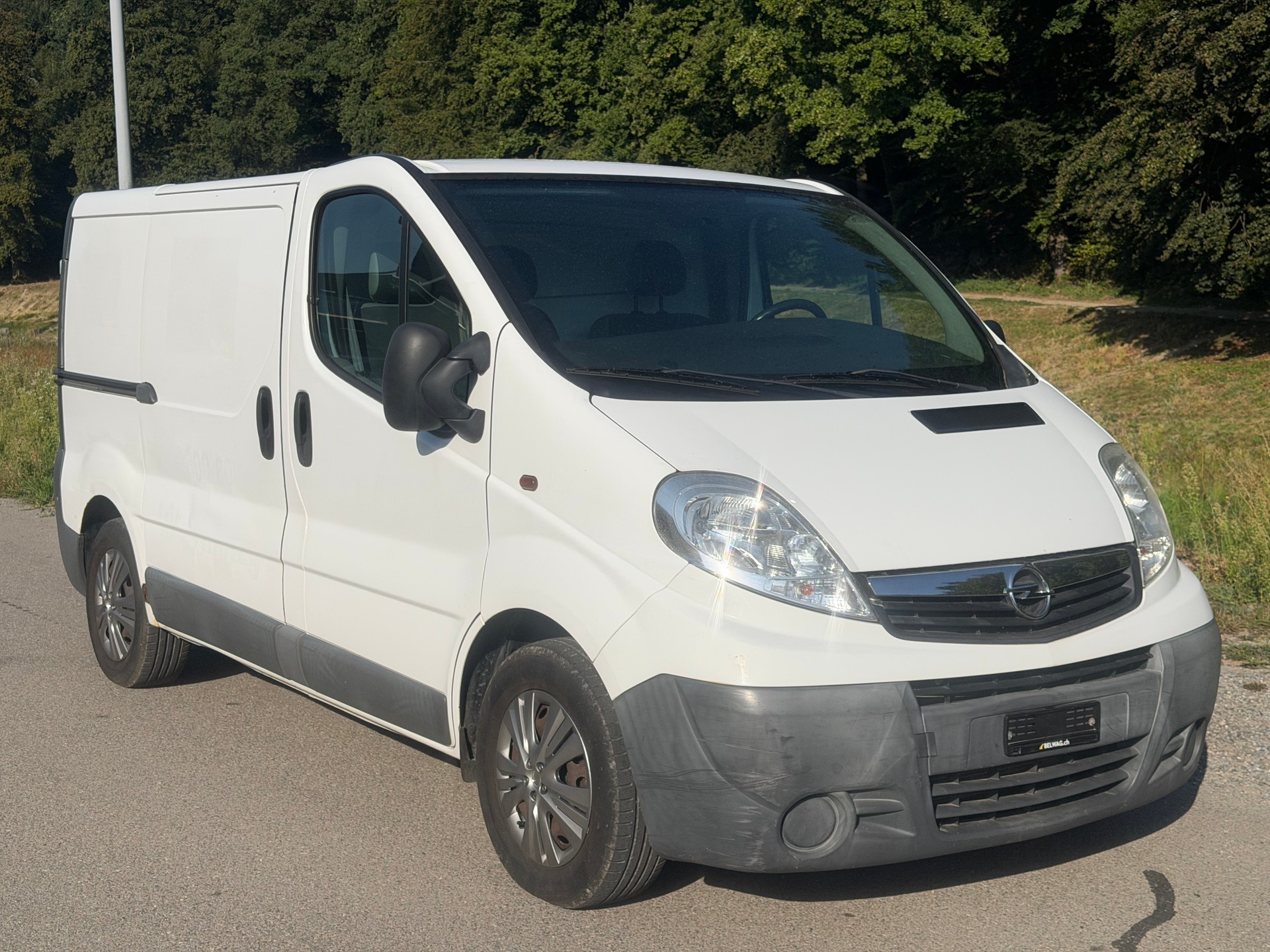 OPEL Vivaro 2.5 CDTI 2.7t L1H1-image-0