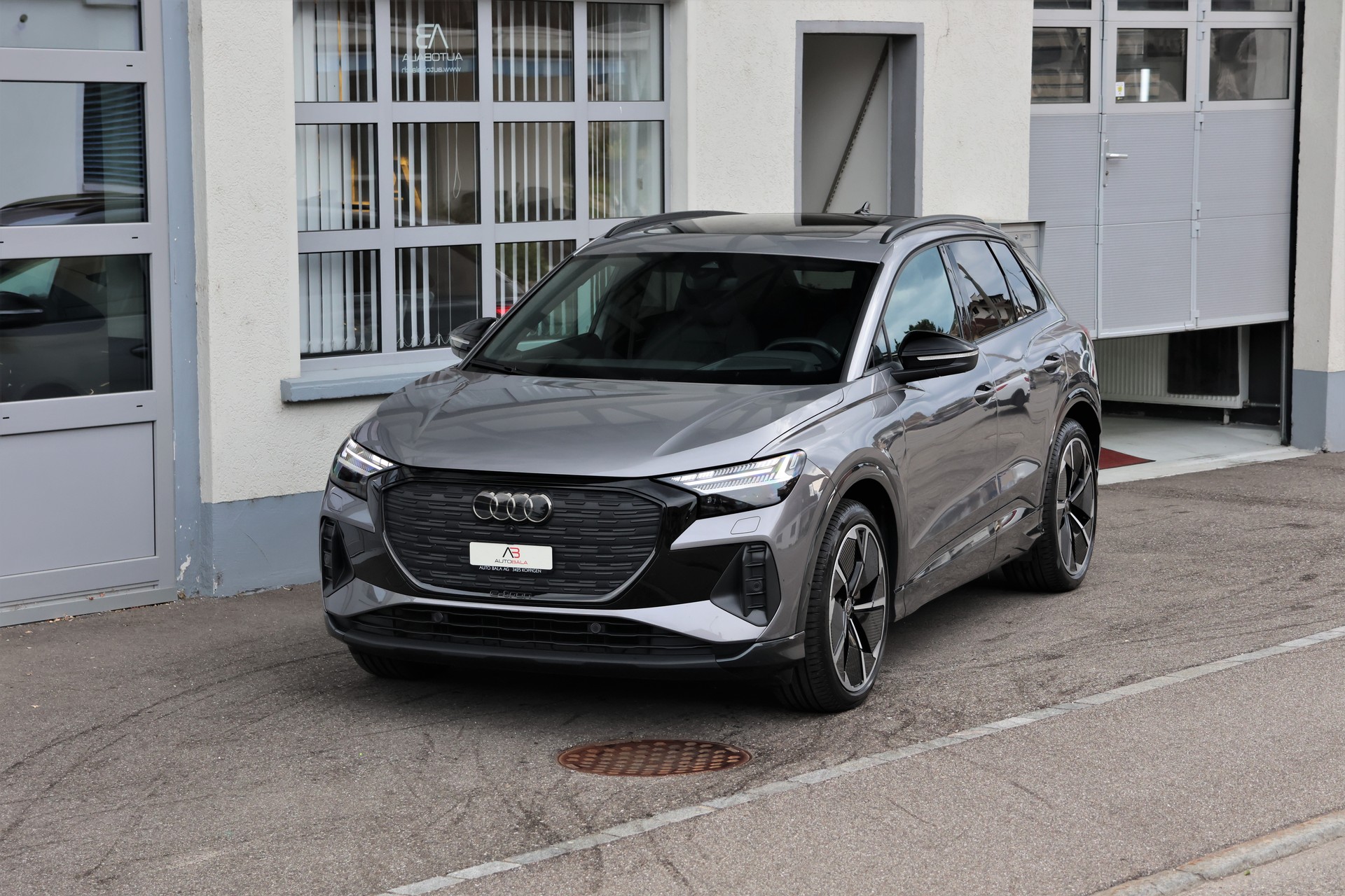 AUDI Q4 e-tron 50 quattro (CH)