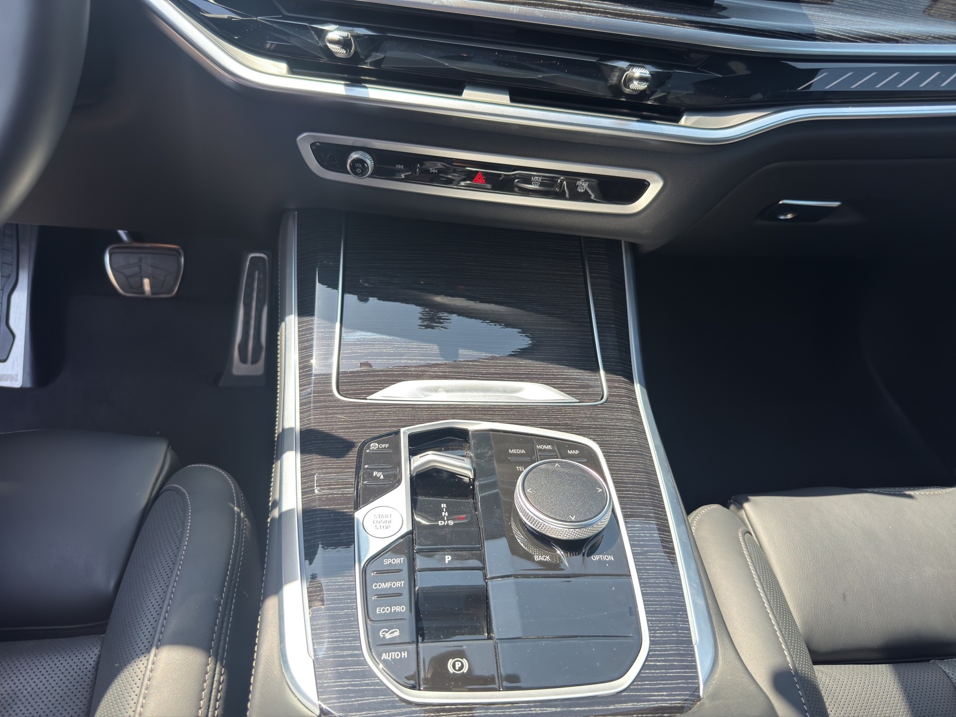 BMW X5 xDrive 48V M60i M Sport Pro Steptronic-image-13