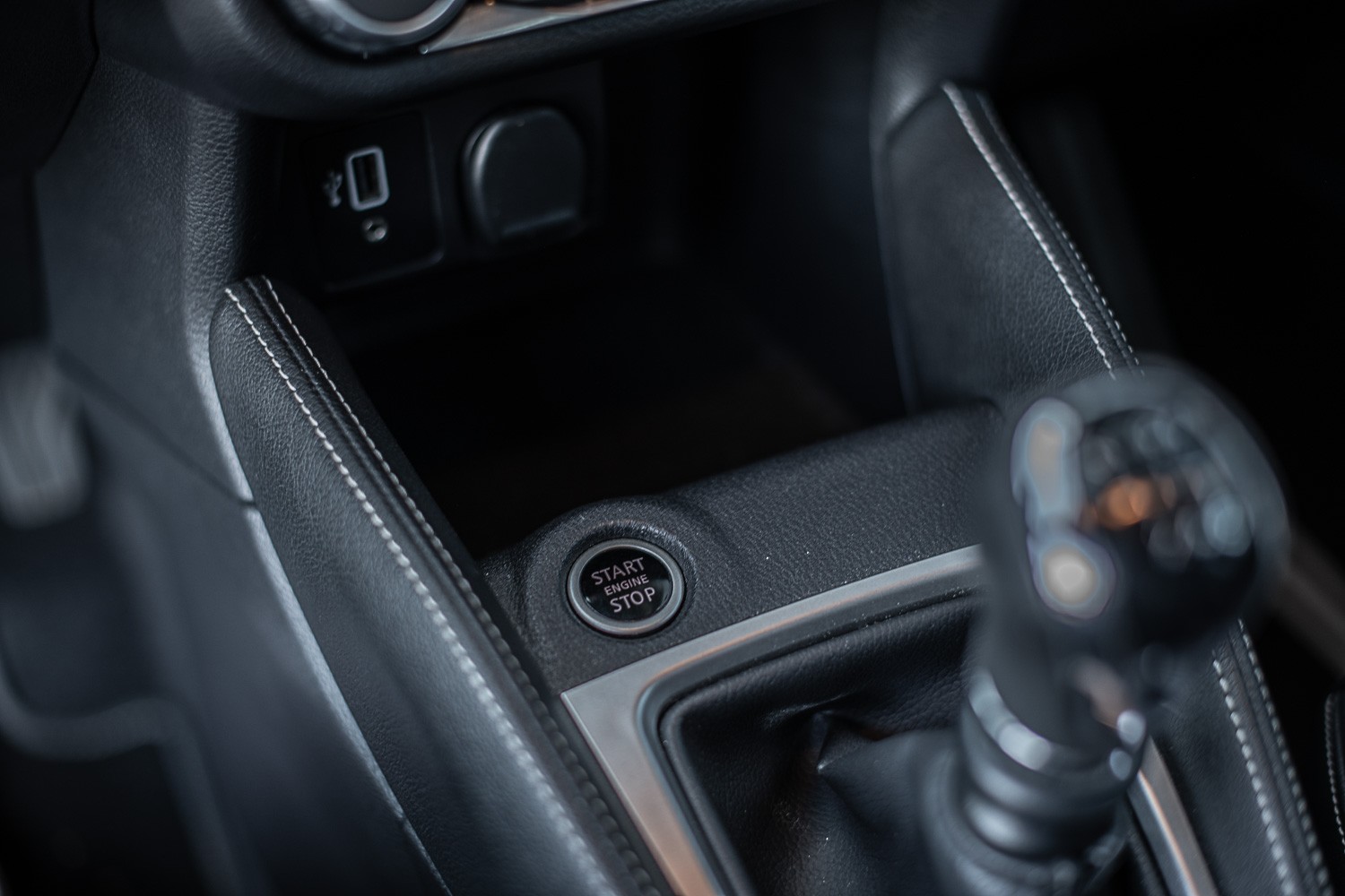 NISSAN Micra DIG-T 117 n-sport-image-12