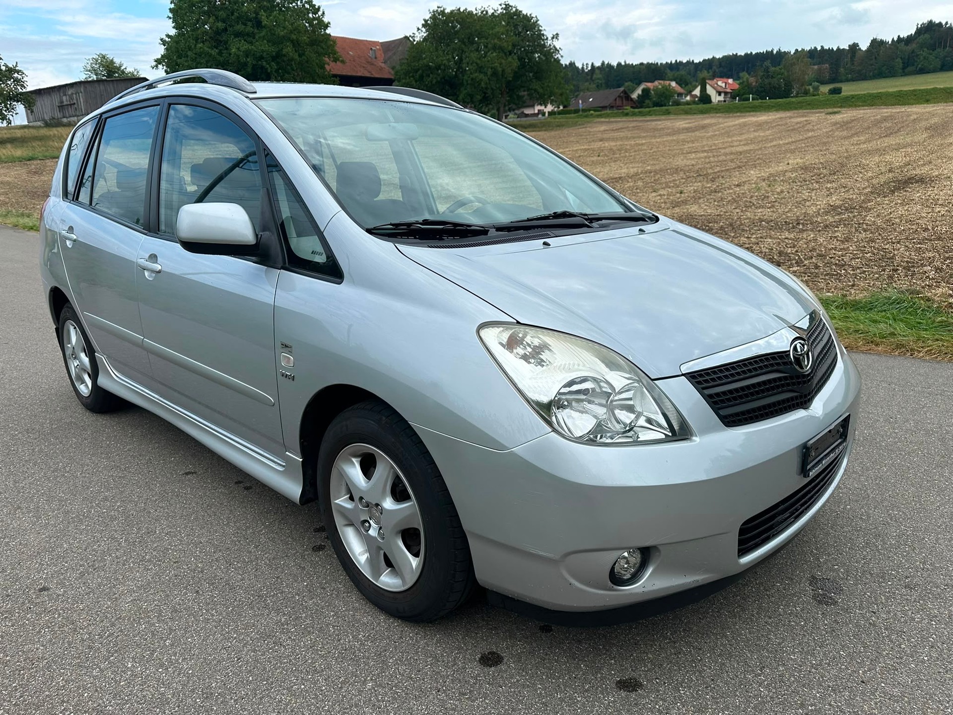 TOYOTA Corolla Verso 1.8 Linea Terra-image-2