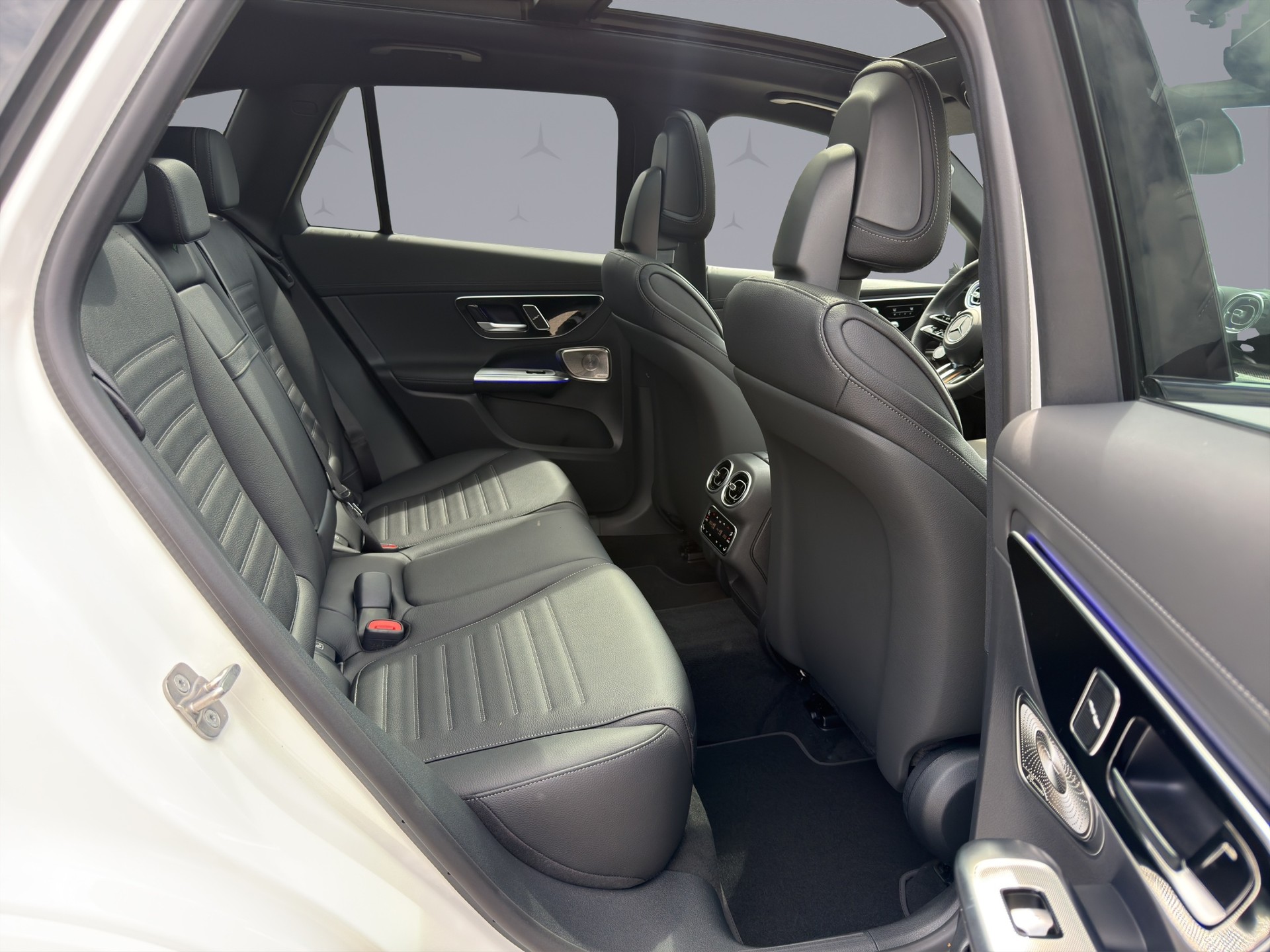 MERCEDES-BENZ GLC 53 AMG 4matic+-image-16