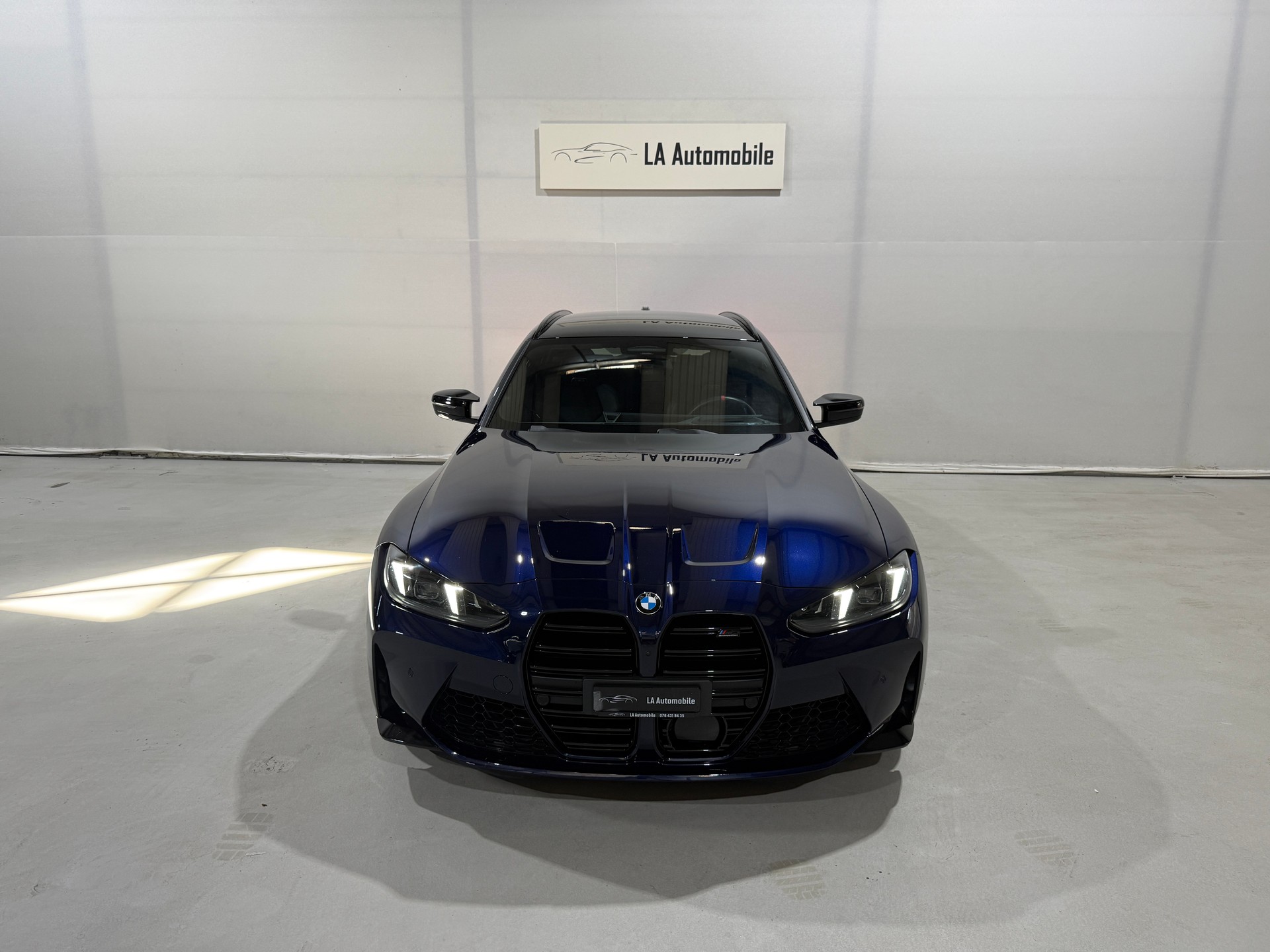 BMW M3 Touring xDrive Competition M-image-3