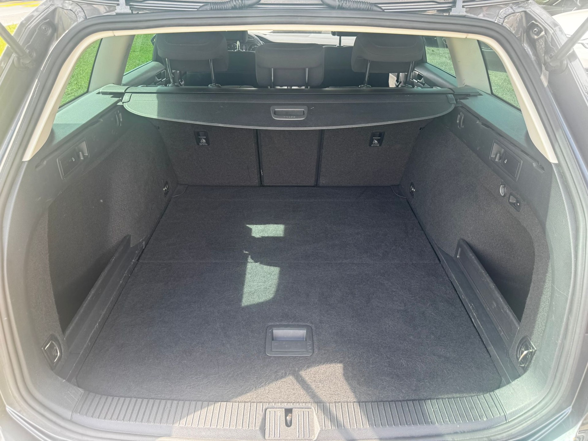 VW Passat Variant 2.0 TDI BMT Comfortline DSG-image-10