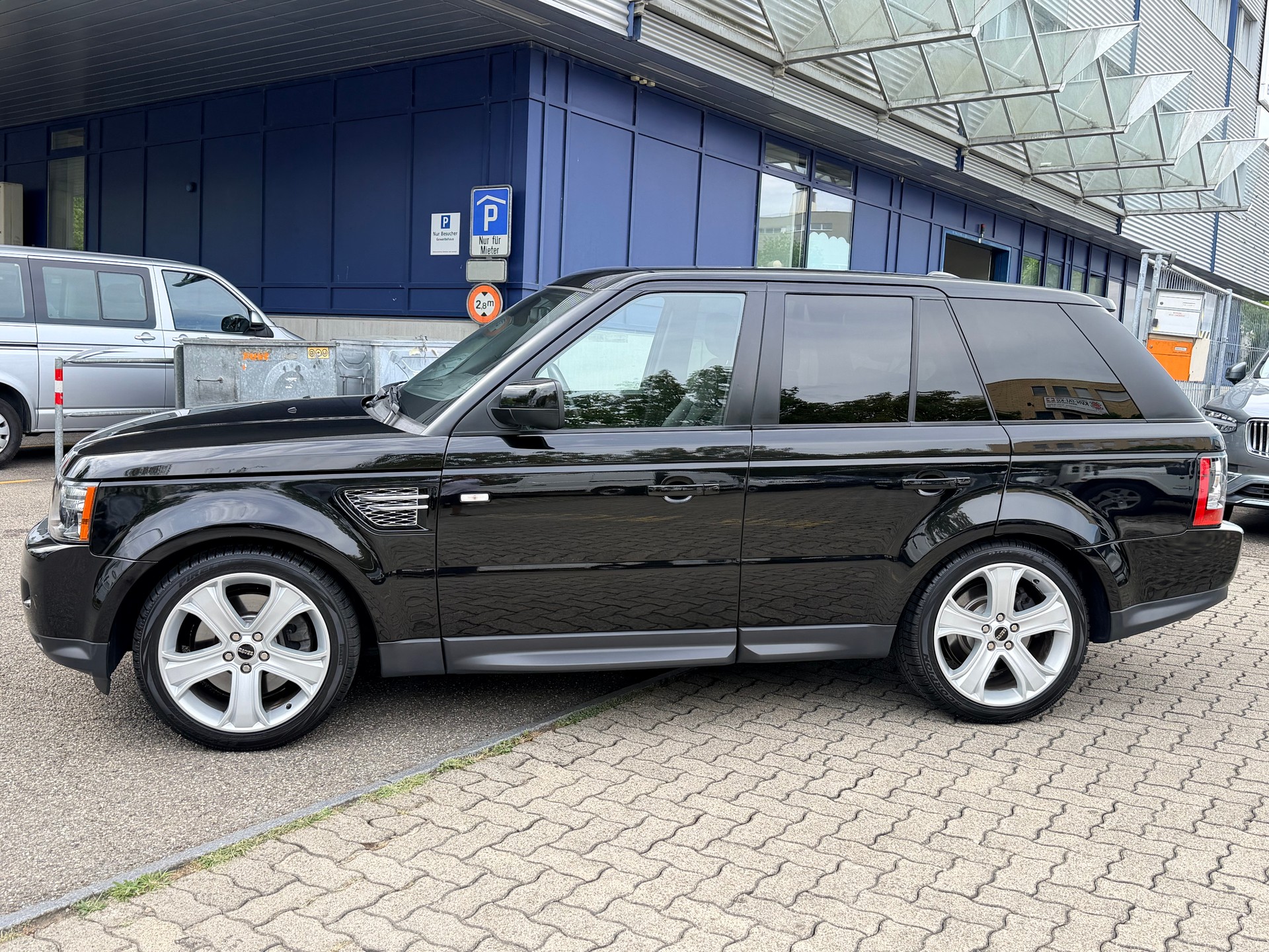 LAND ROVER Range Rover Sport 3.0 TDV6 HSE Automatic-image-5