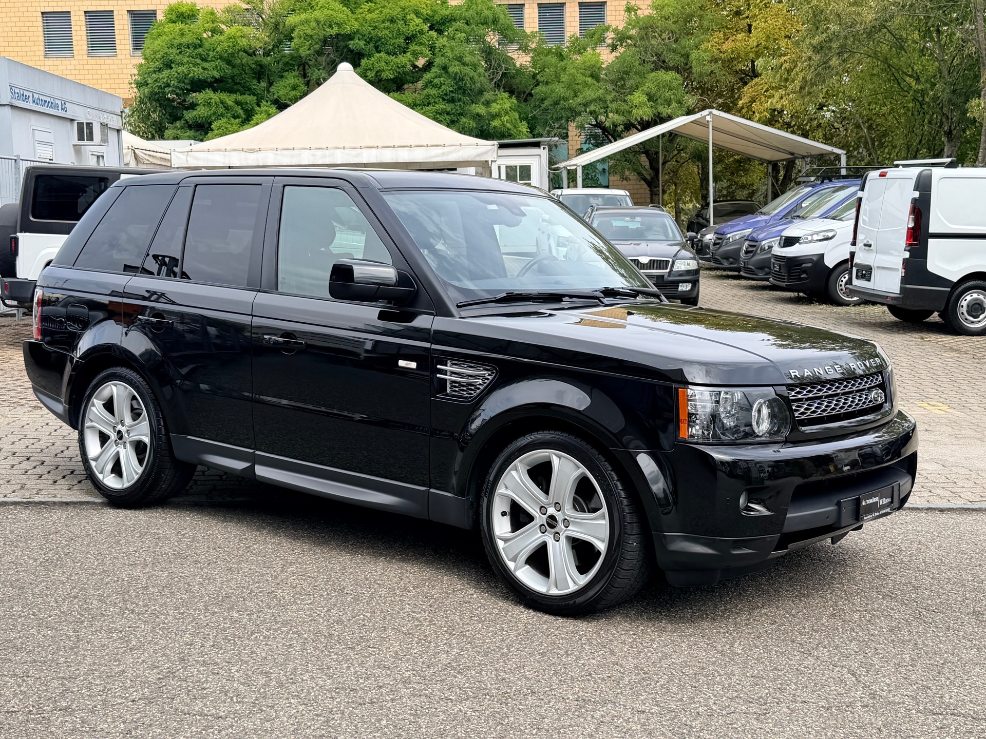 LAND ROVER Range Rover Sport 3.0 TDV6 HSE Automatic-image-11