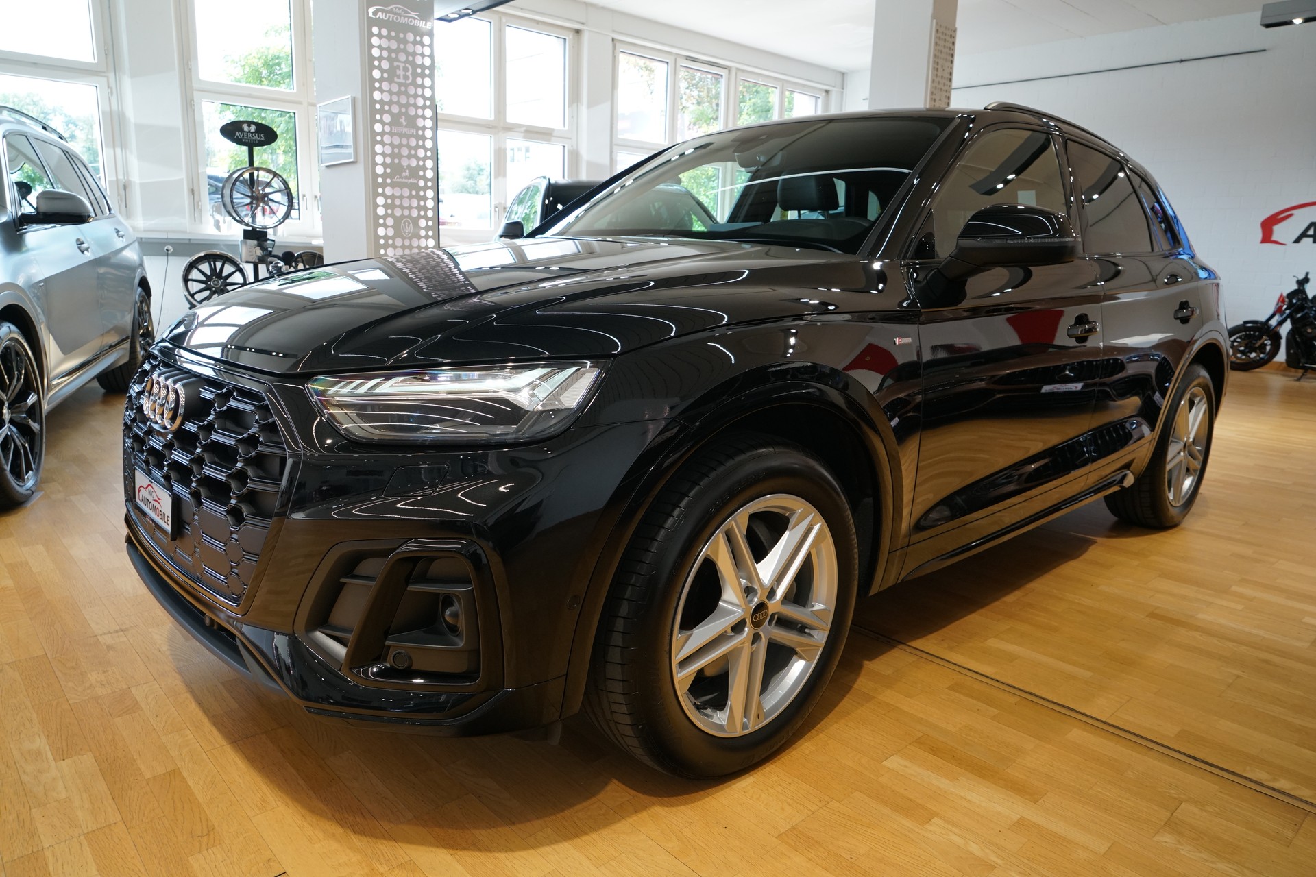 AUDI Q5 45 TFSI S-line quattro S-tronic-image-0