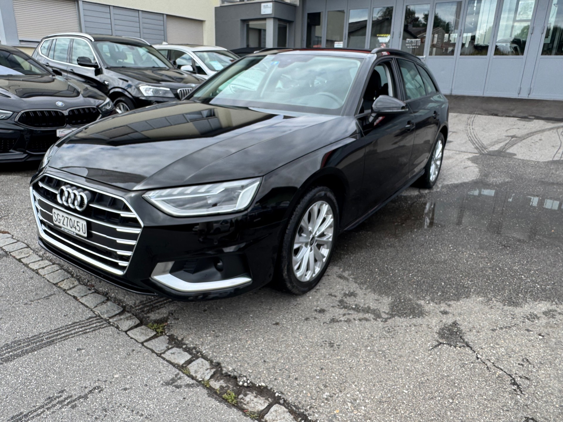 AUDI A4 Avant 40 g-tron advanced S-tronic-image-3