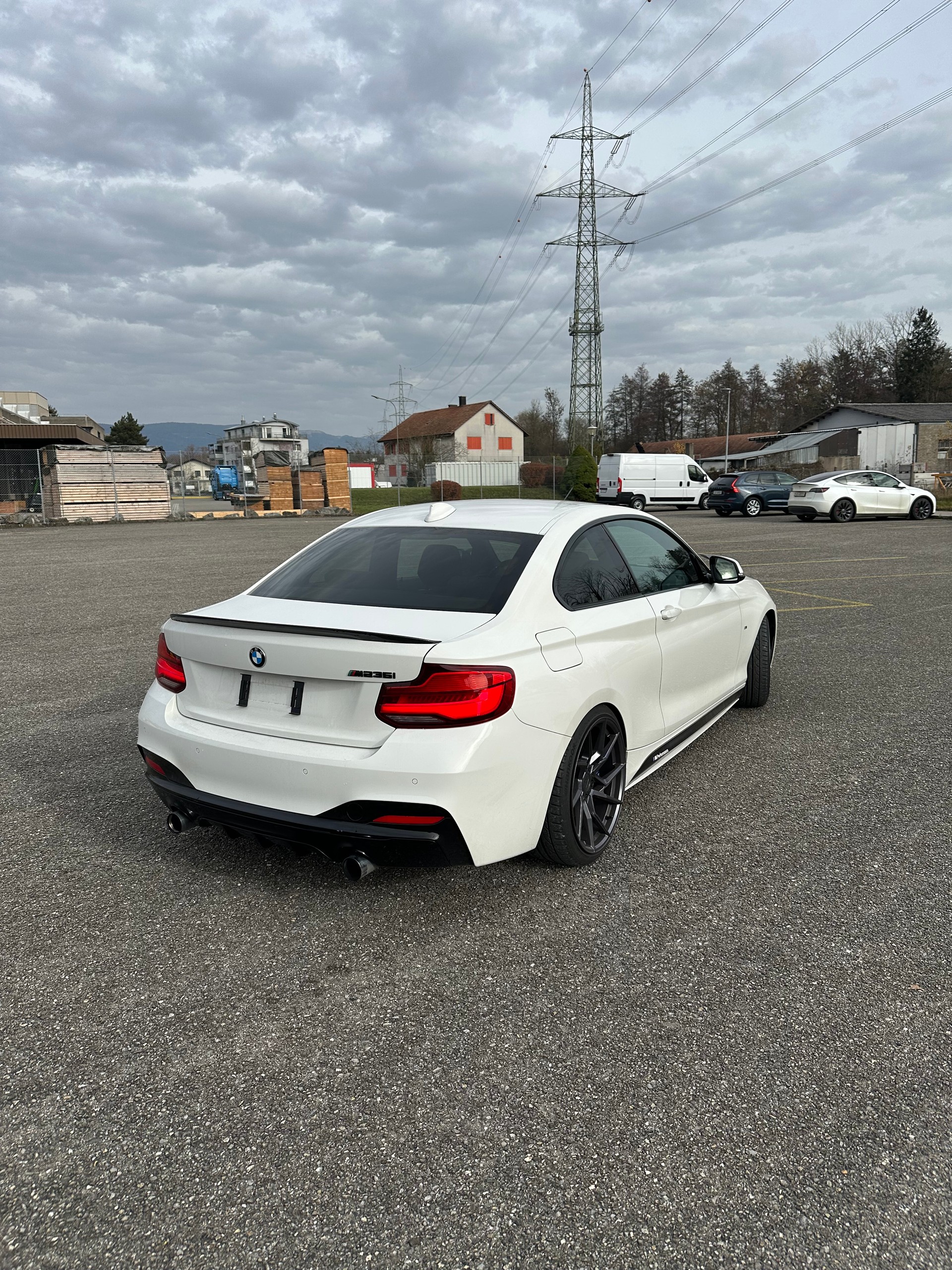 BMW M235i-image-3