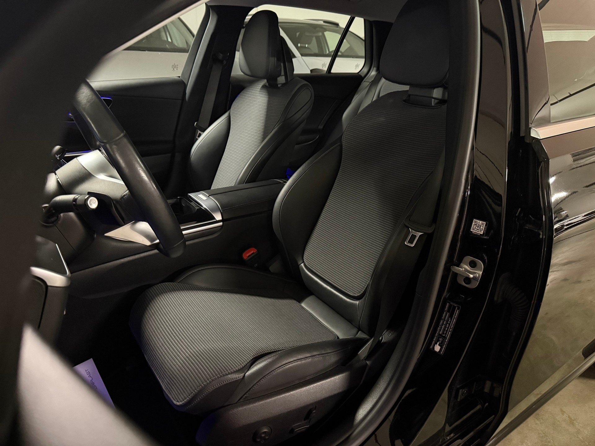 MERCEDES-BENZ C 220 d T 4Matic Swiss Star-image-10