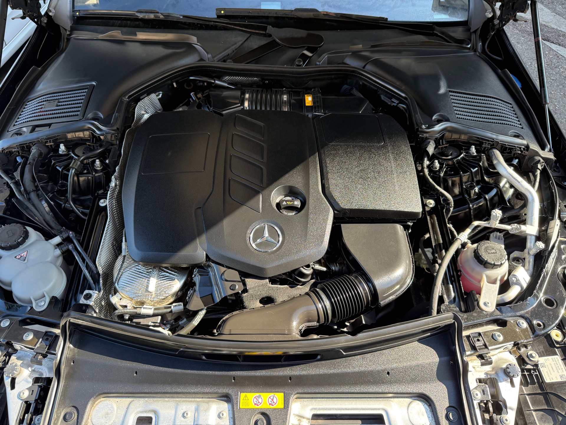 MERCEDES-BENZ C 220 d T 4Matic Swiss Star-image-14