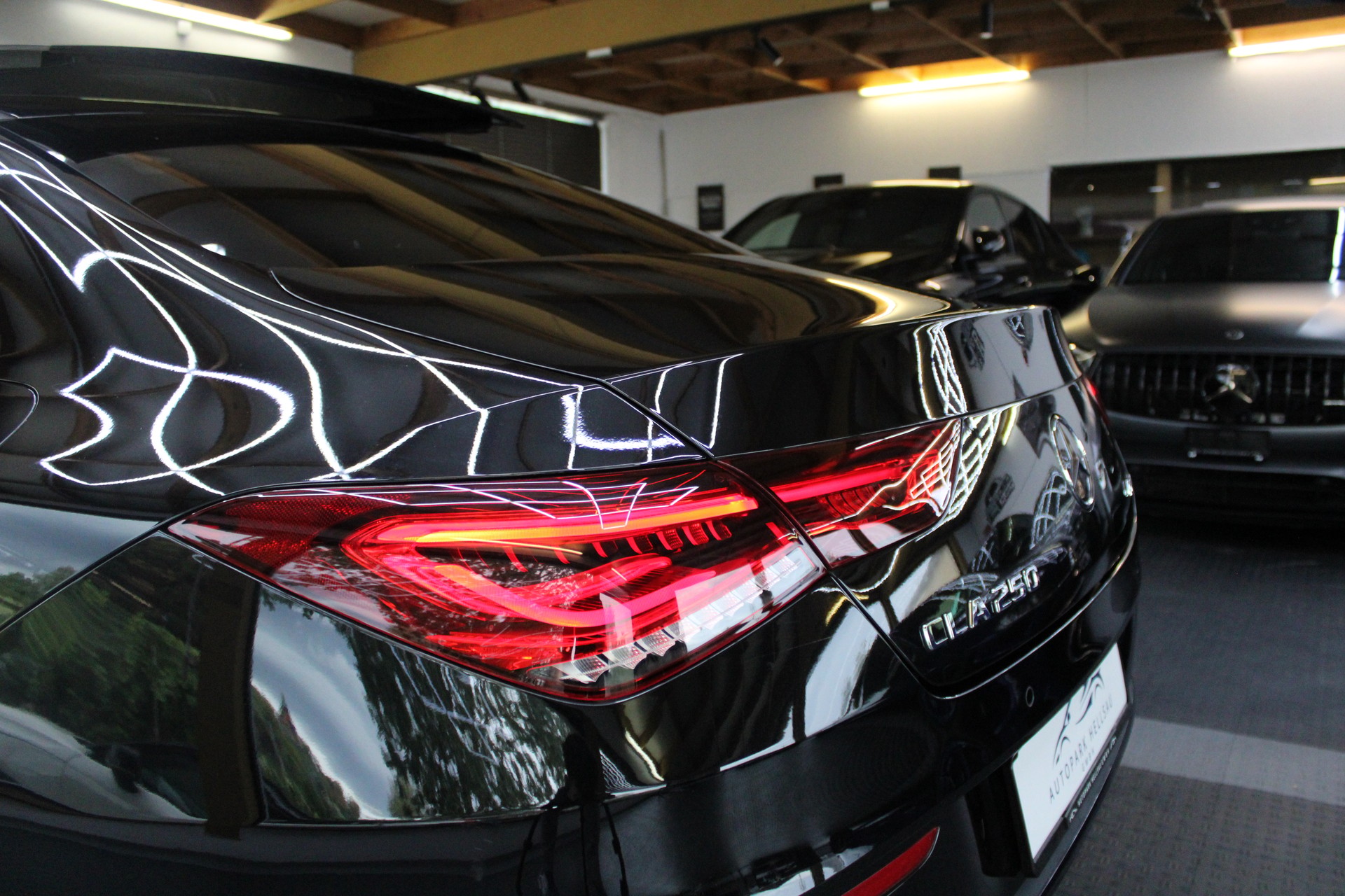 MERCEDES-BENZ CLA 250 4Matic AMG Line 7G-DCT-image-5
