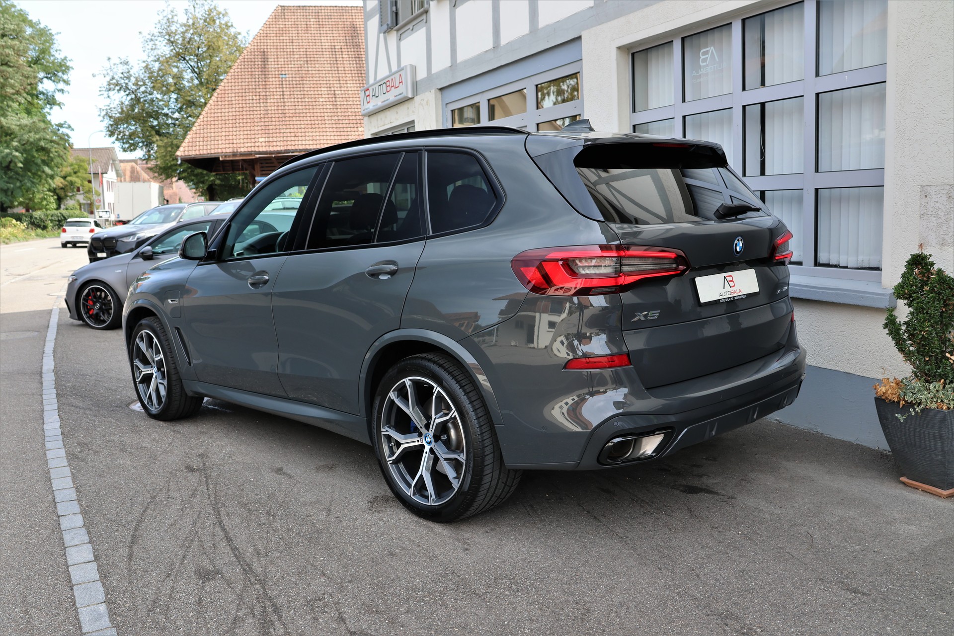 BMW X5 xDrive45e M Sport Steptronic (CH)-image-6