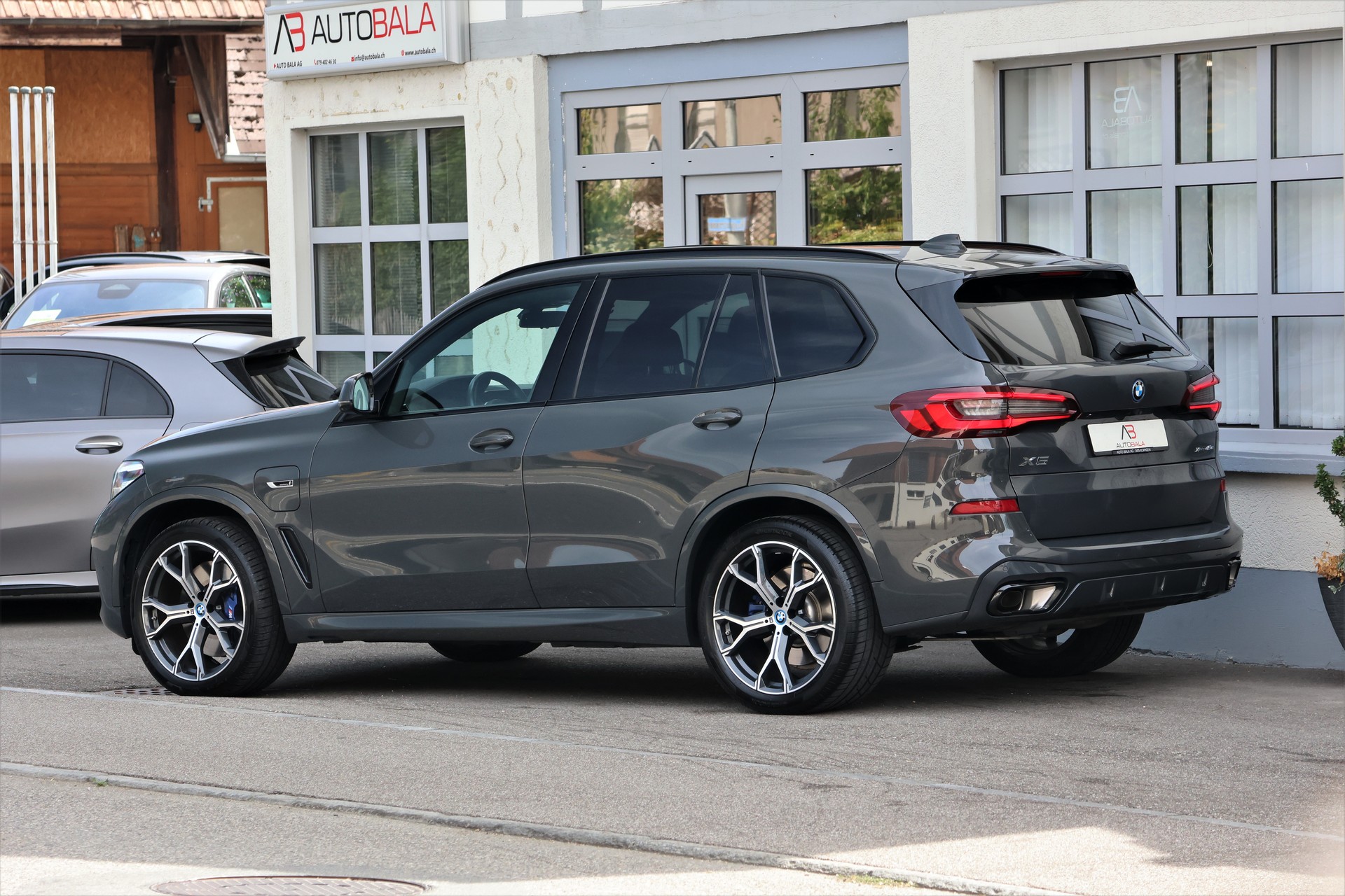 BMW X5 xDrive45e M Sport Steptronic (CH)-image-4