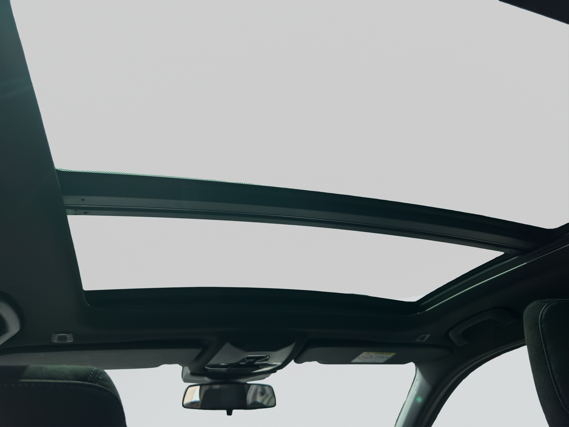 BMW 120 M Sport Steptronic-image-7