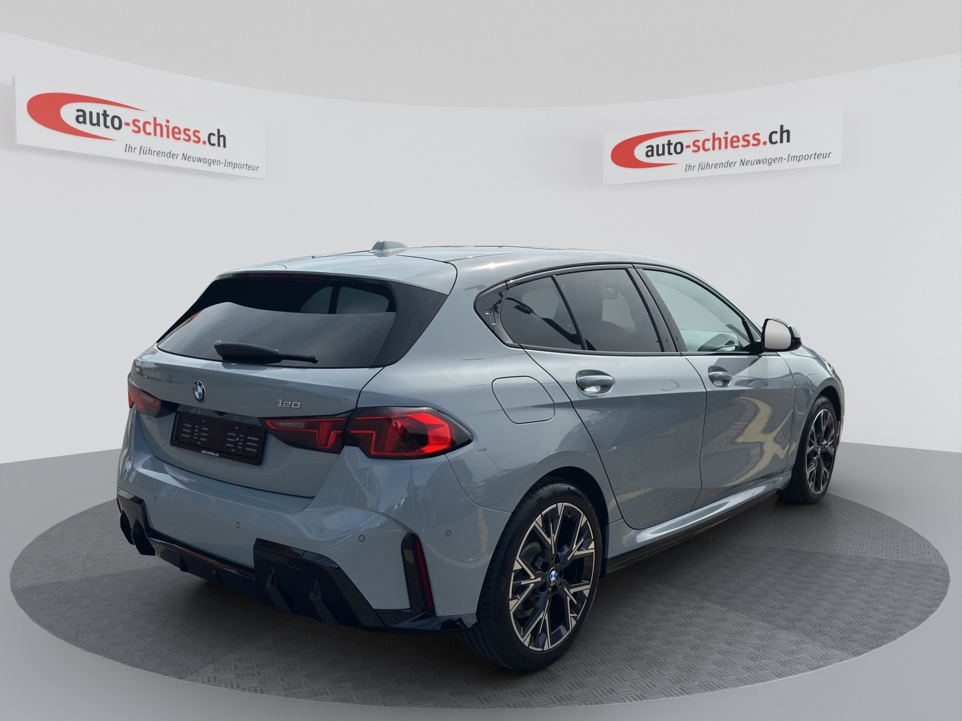 BMW 120 M Sport Steptronic-image-12